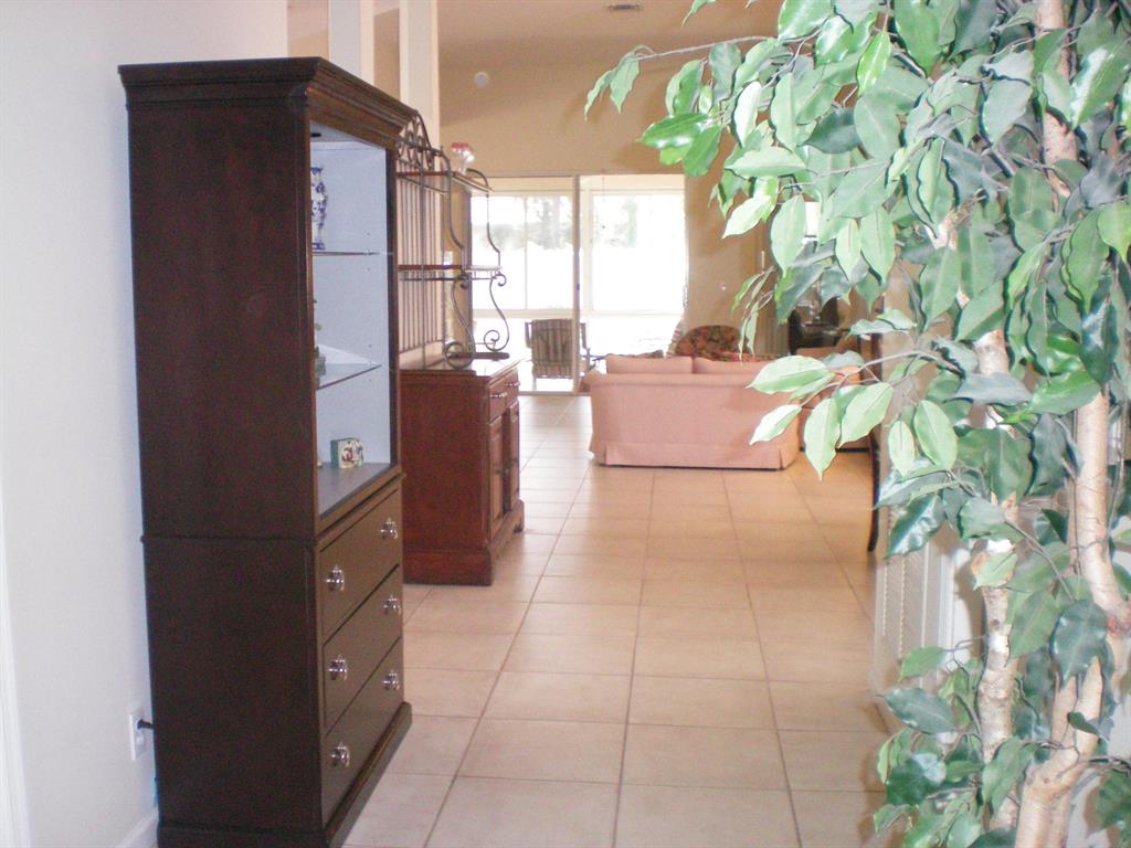 PALM ISLES WEST - Residential