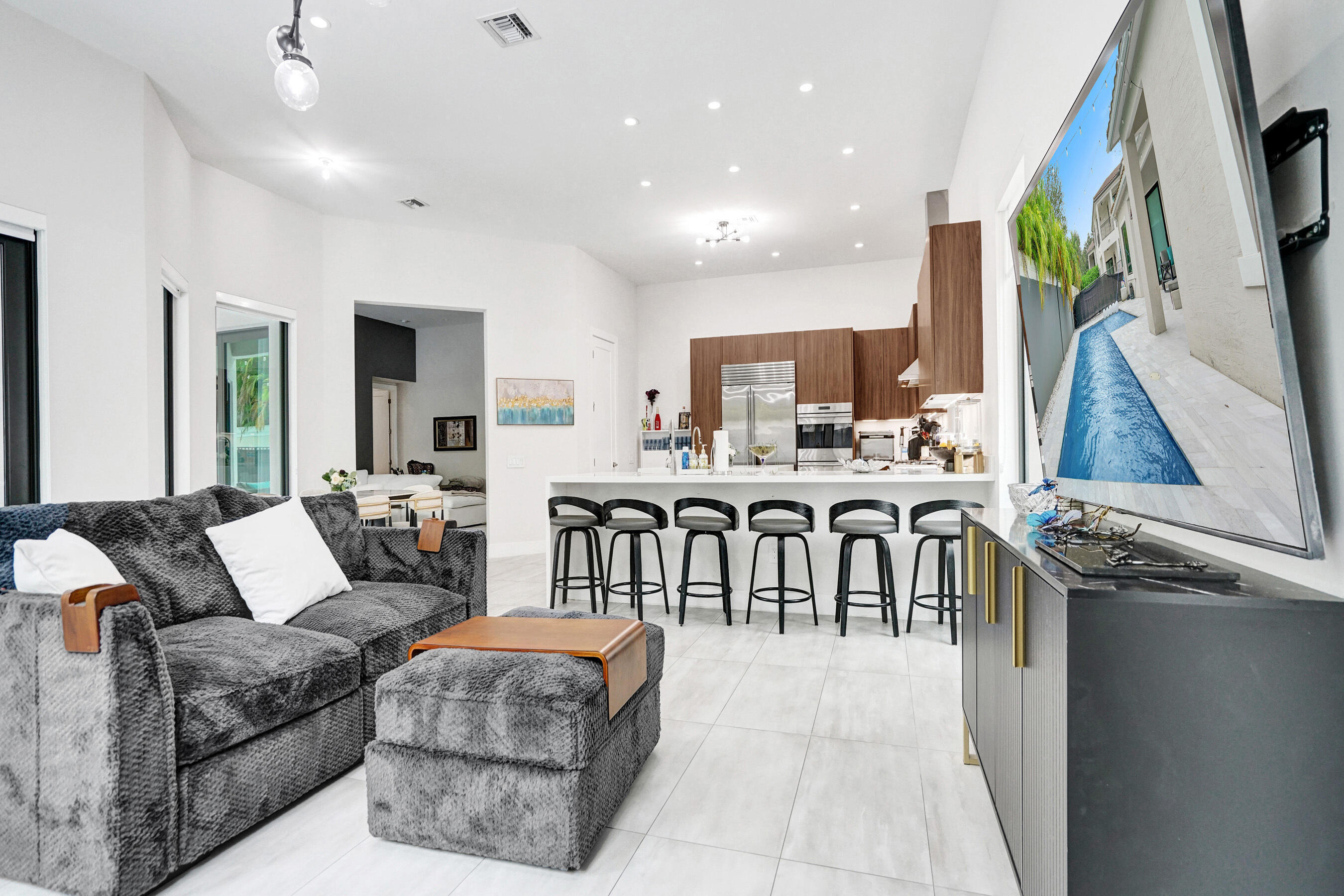 PRESERVE AT EMERALD HILLS - Residential Lease