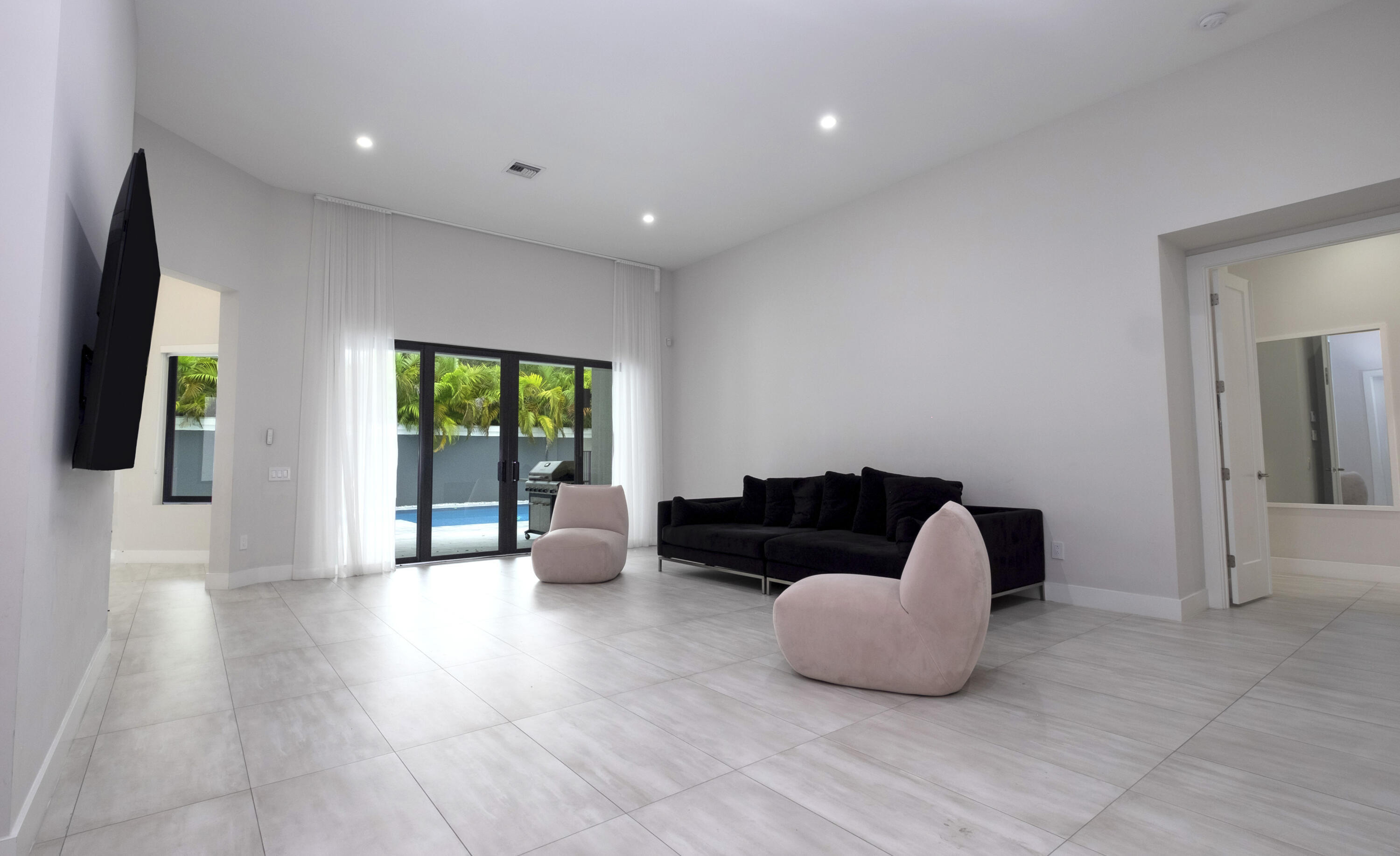 PRESERVE AT EMERALD HILLS - Residential Lease