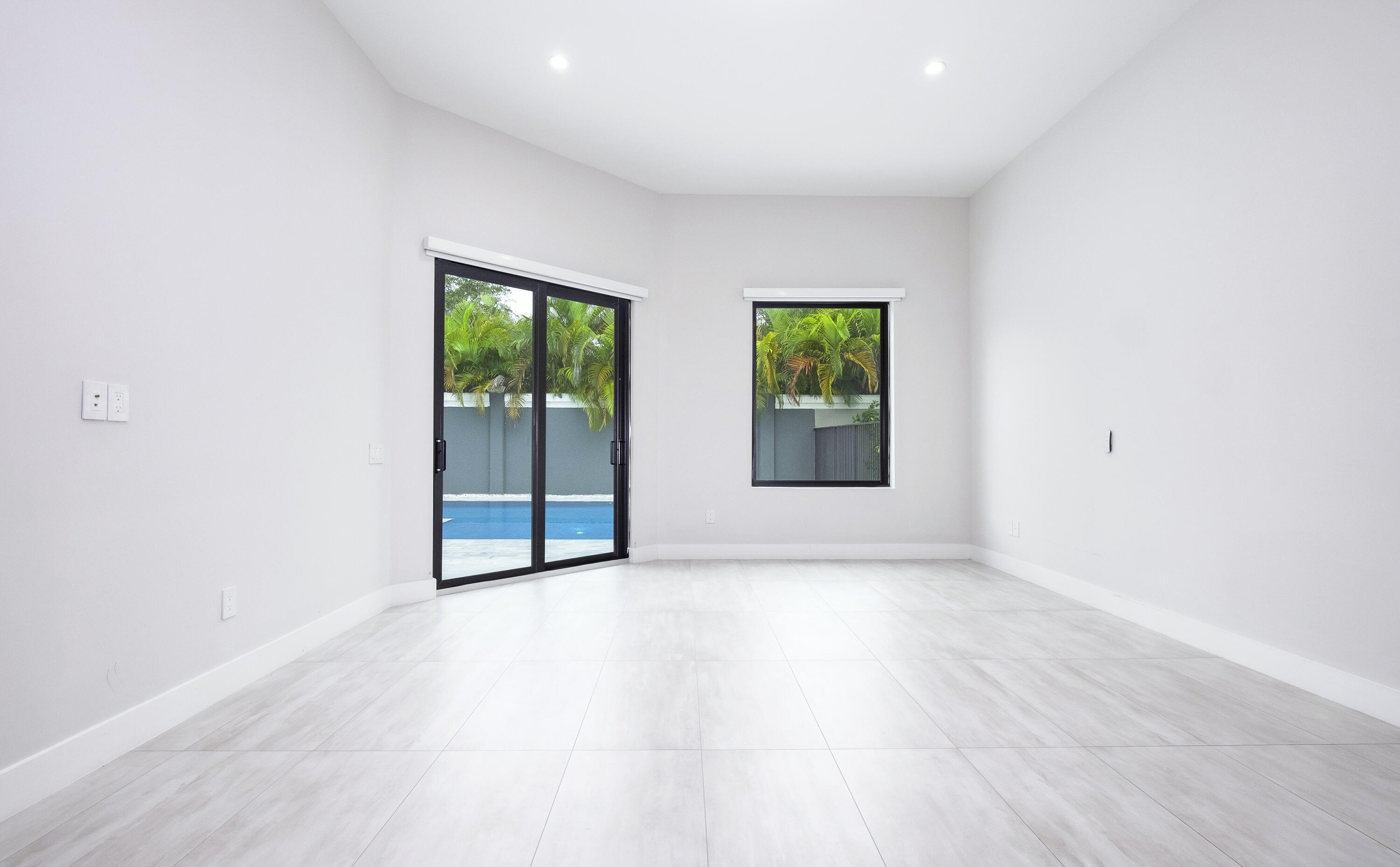 PRESERVE AT EMERALD HILLS - Residential Lease