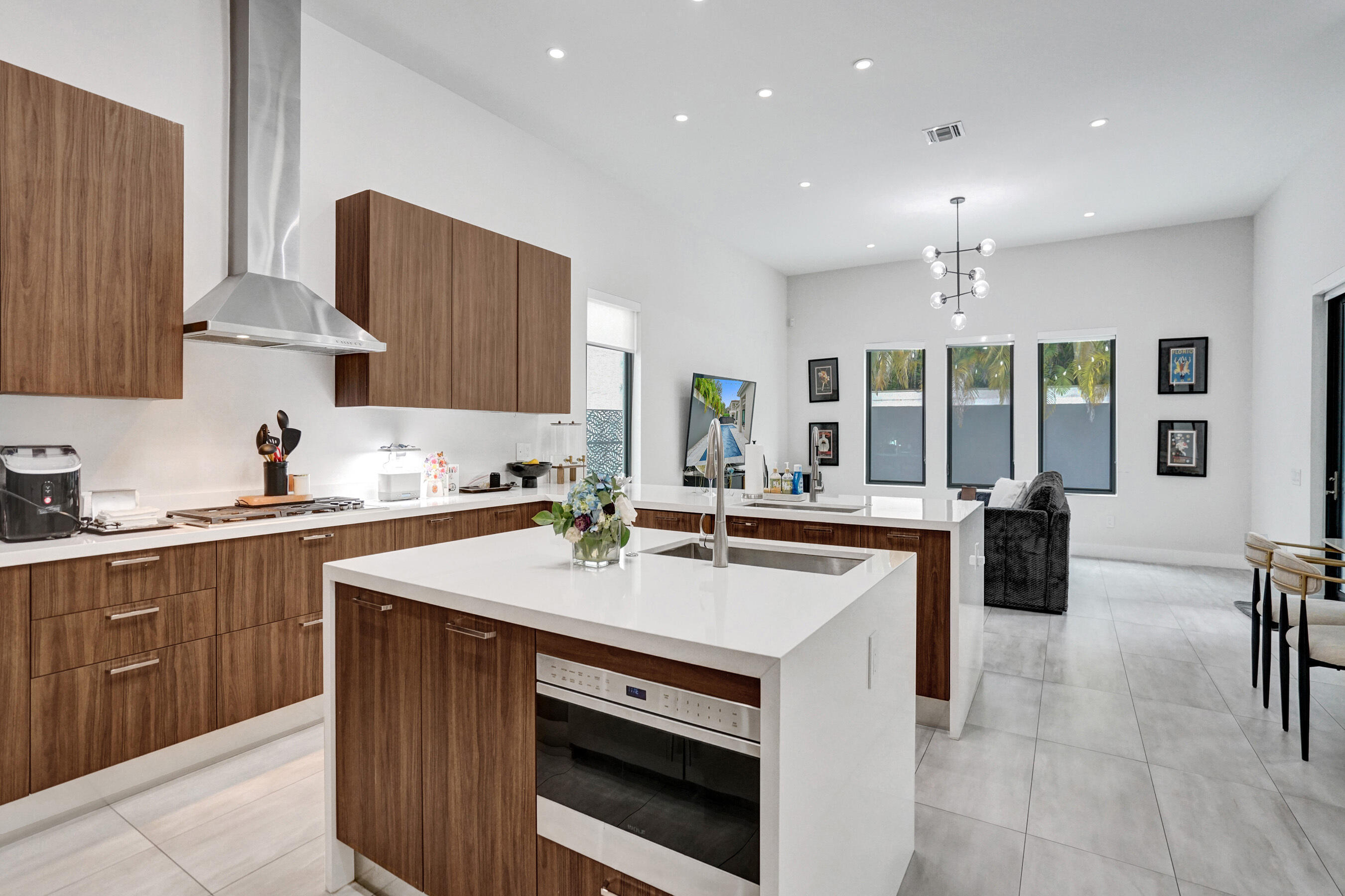 PRESERVE AT EMERALD HILLS - Residential Lease