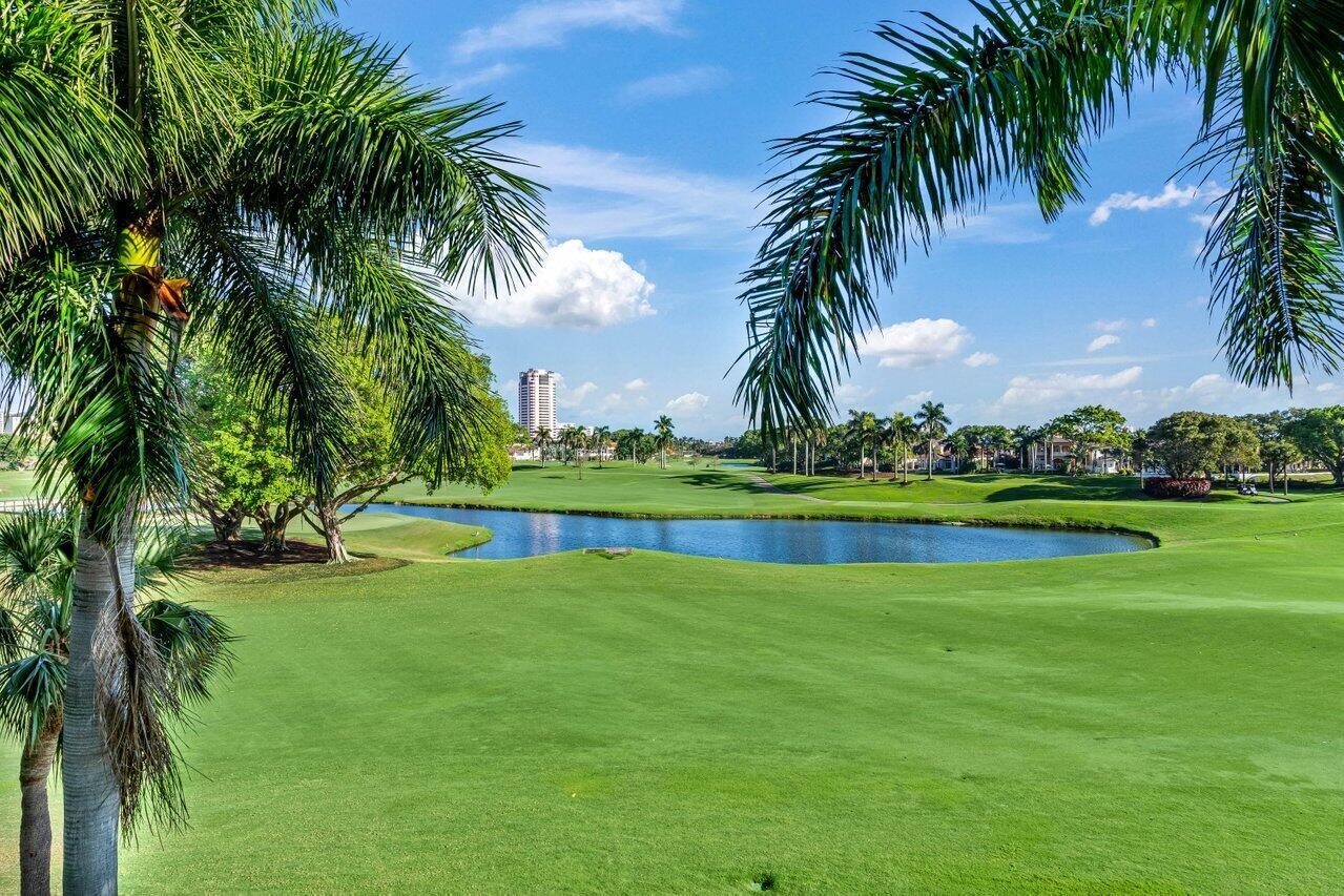 550 SE Mizner Boulevard B204