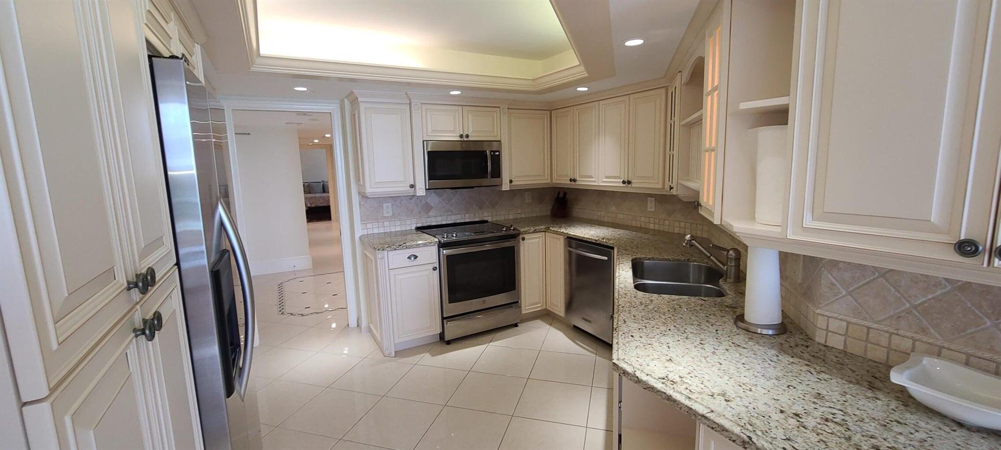 THIRTY FIVE SIXTY CONDO - Residential Lease