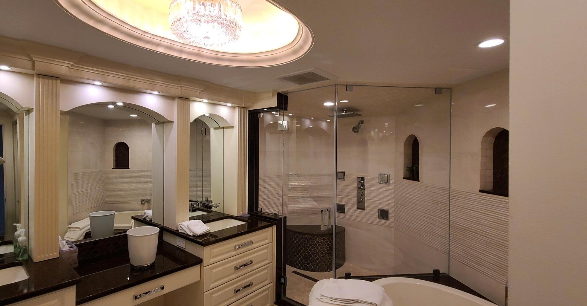 THIRTY FIVE SIXTY CONDO - Residential Lease