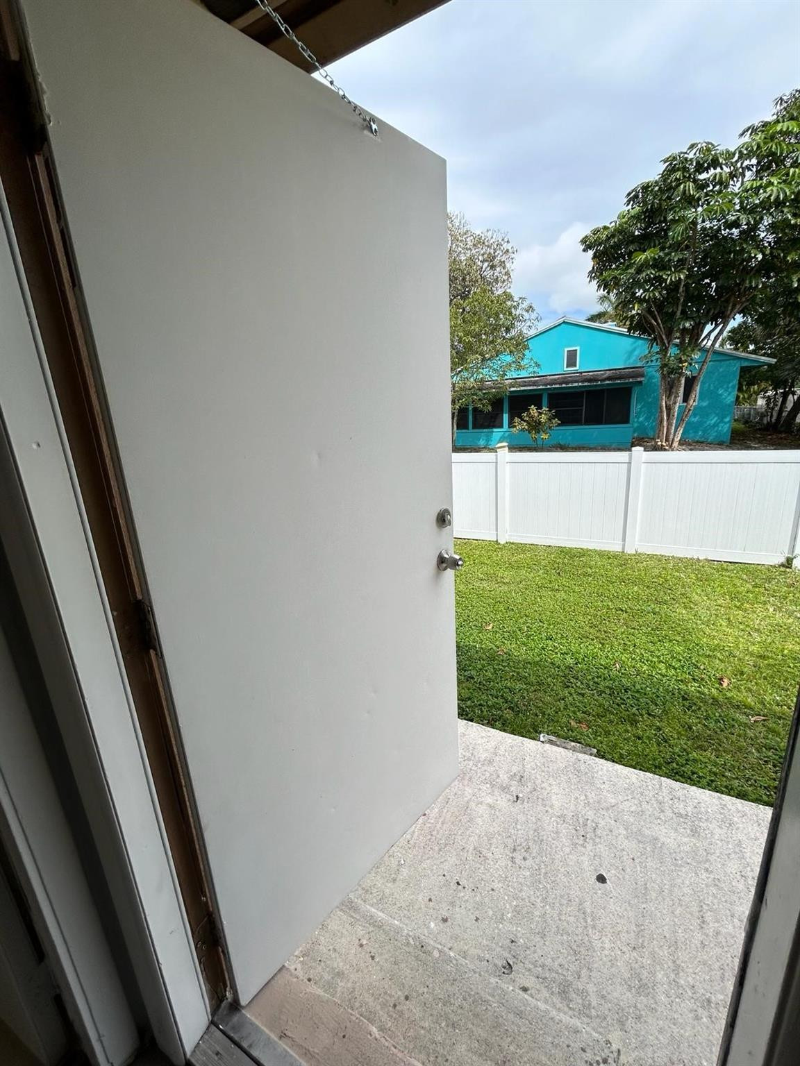 ROHAN ACRES REPLAT LOTS 7 - Residential Lease