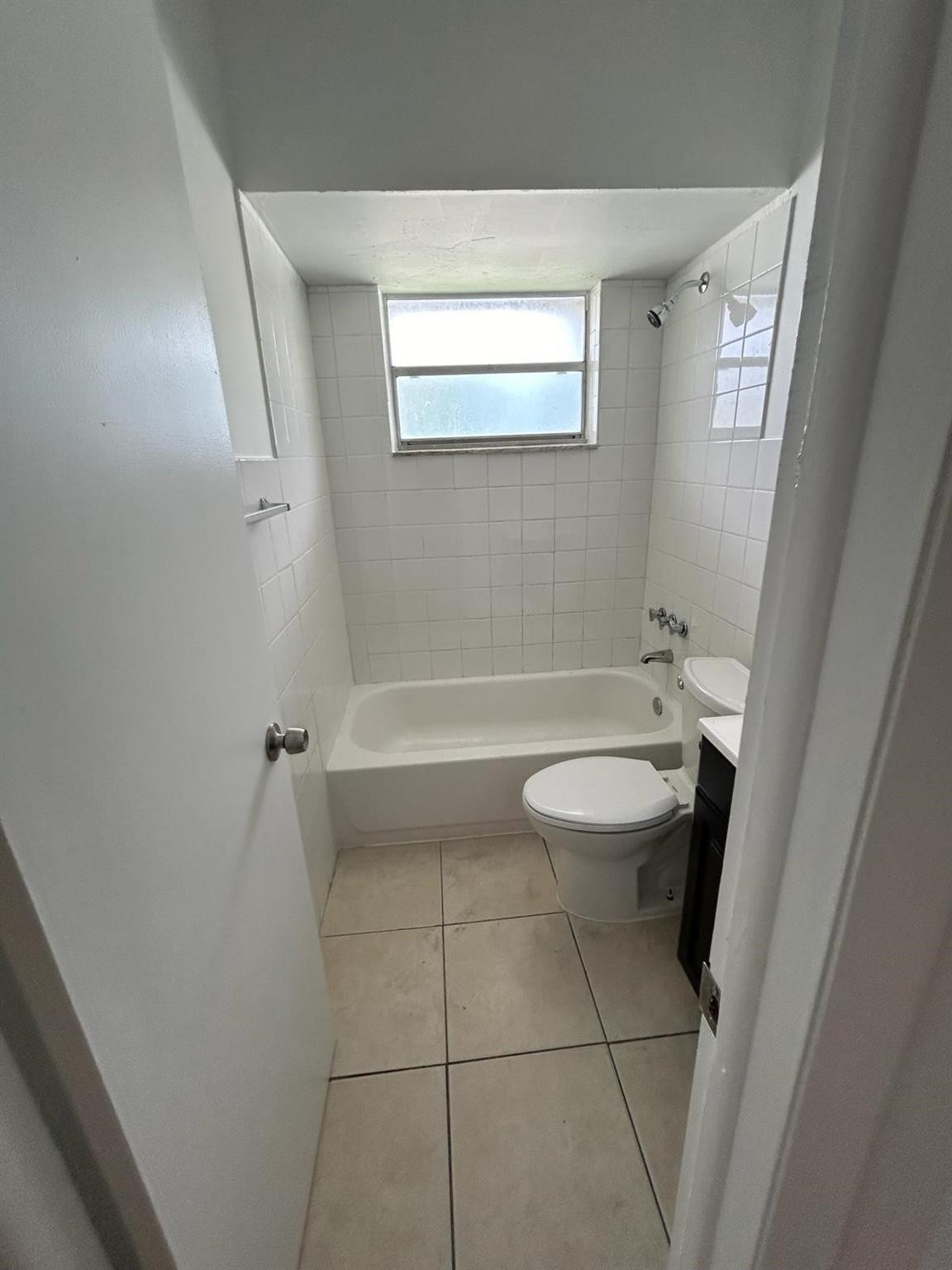 ROHAN ACRES REPLAT LOTS 7 - Residential Lease