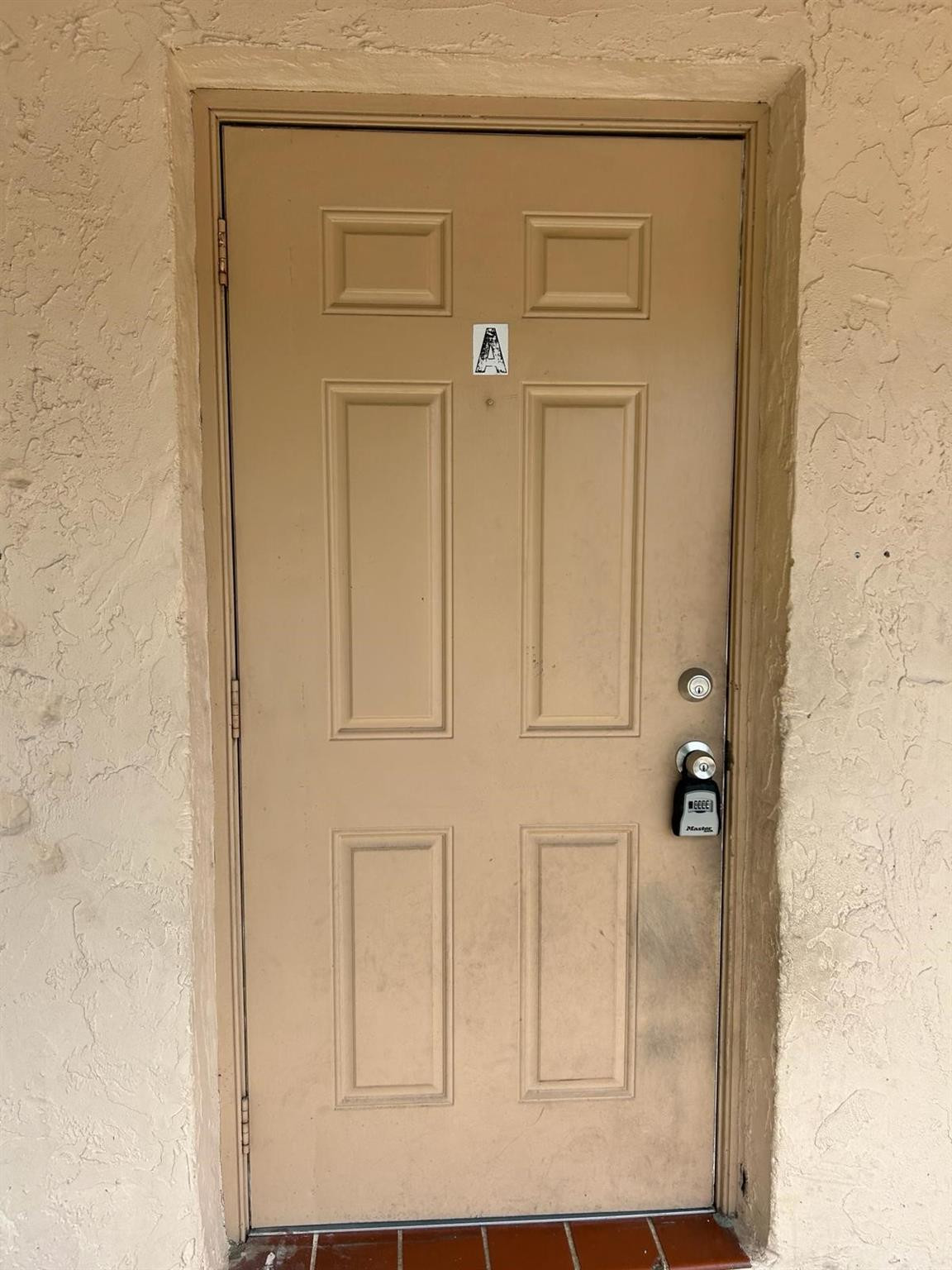 ROHAN ACRES REPLAT LOTS 7 - Residential Lease