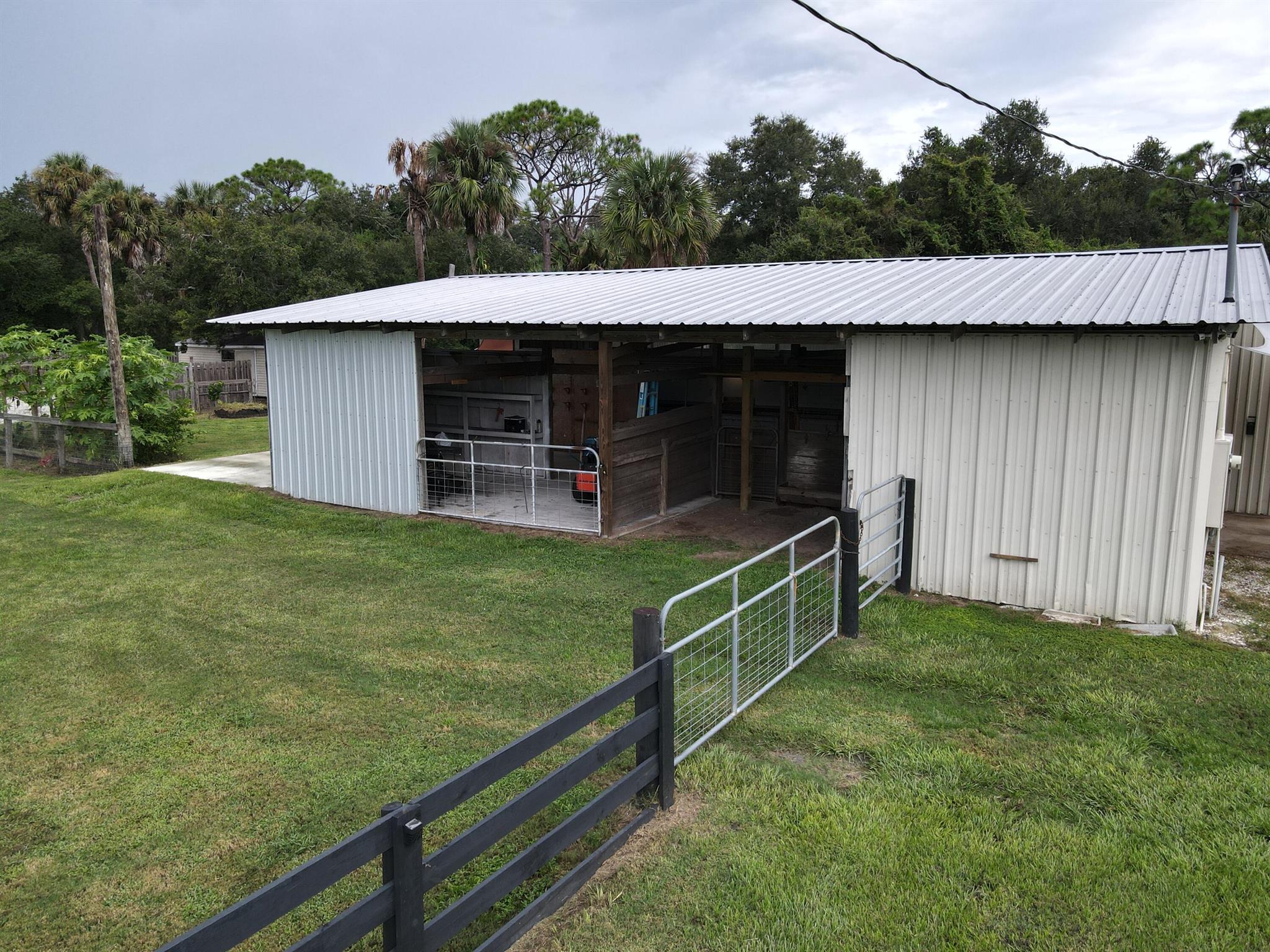 OAK HAMMOCK - Residential