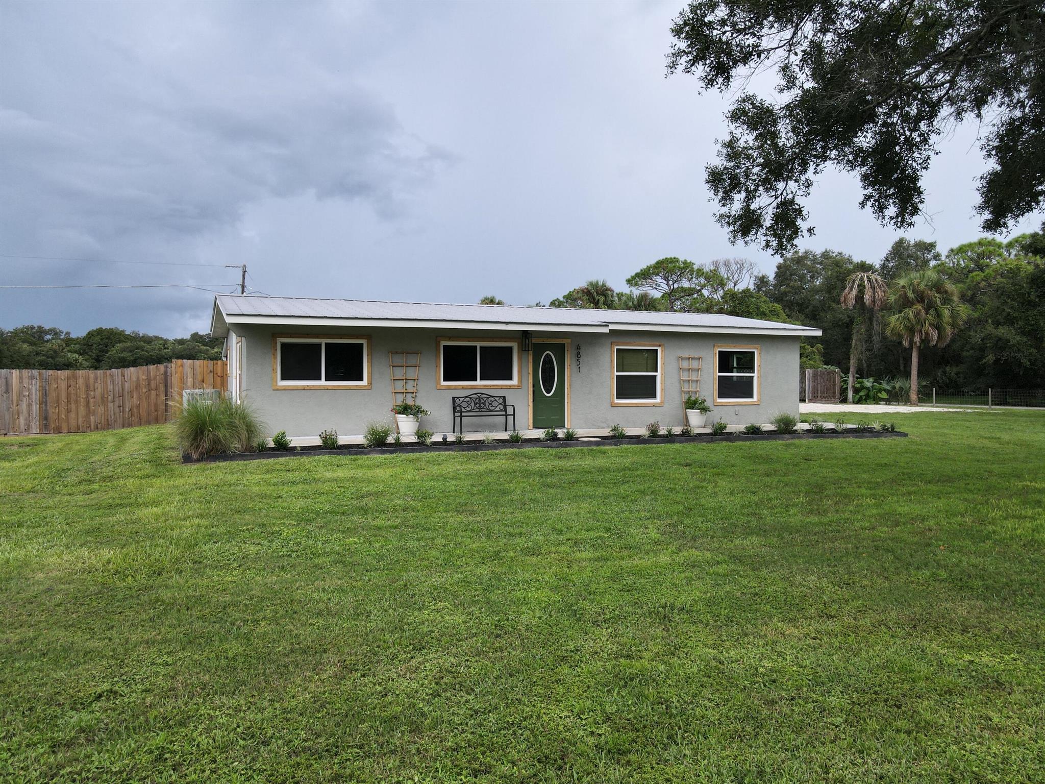 OAK HAMMOCK - Residential