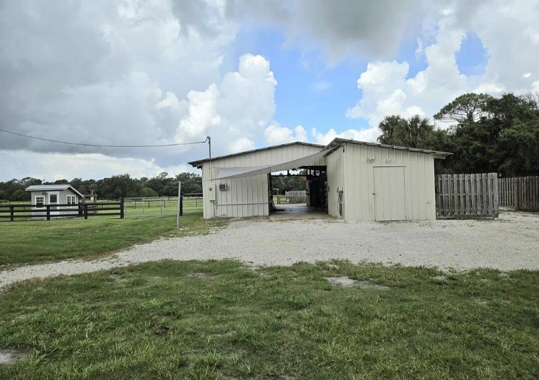 OAK HAMMOCK - Residential