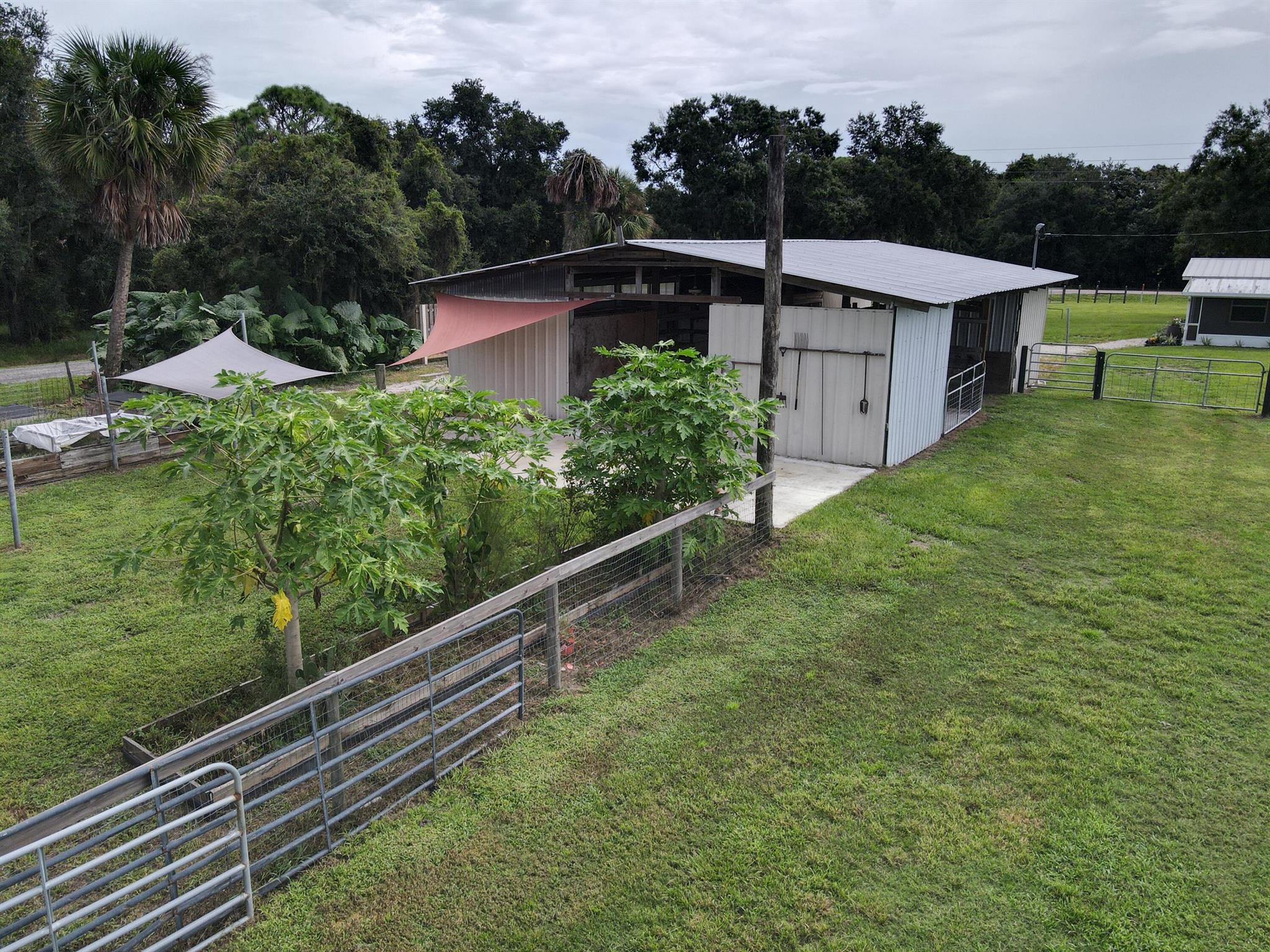 OAK HAMMOCK - Residential
