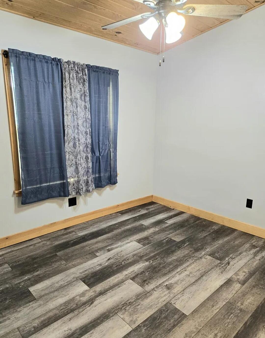 OAK HAMMOCK - Residential