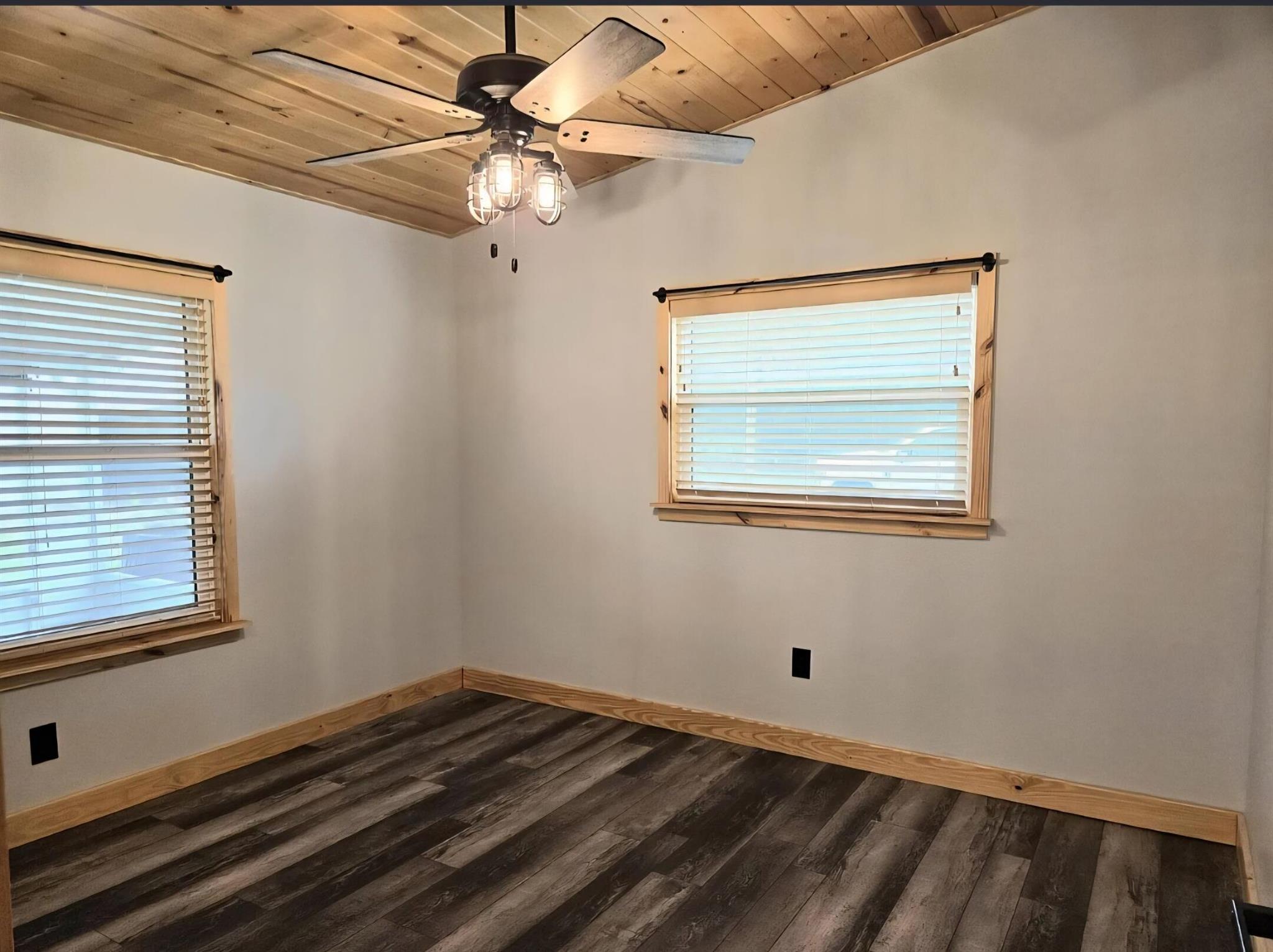 OAK HAMMOCK - Residential