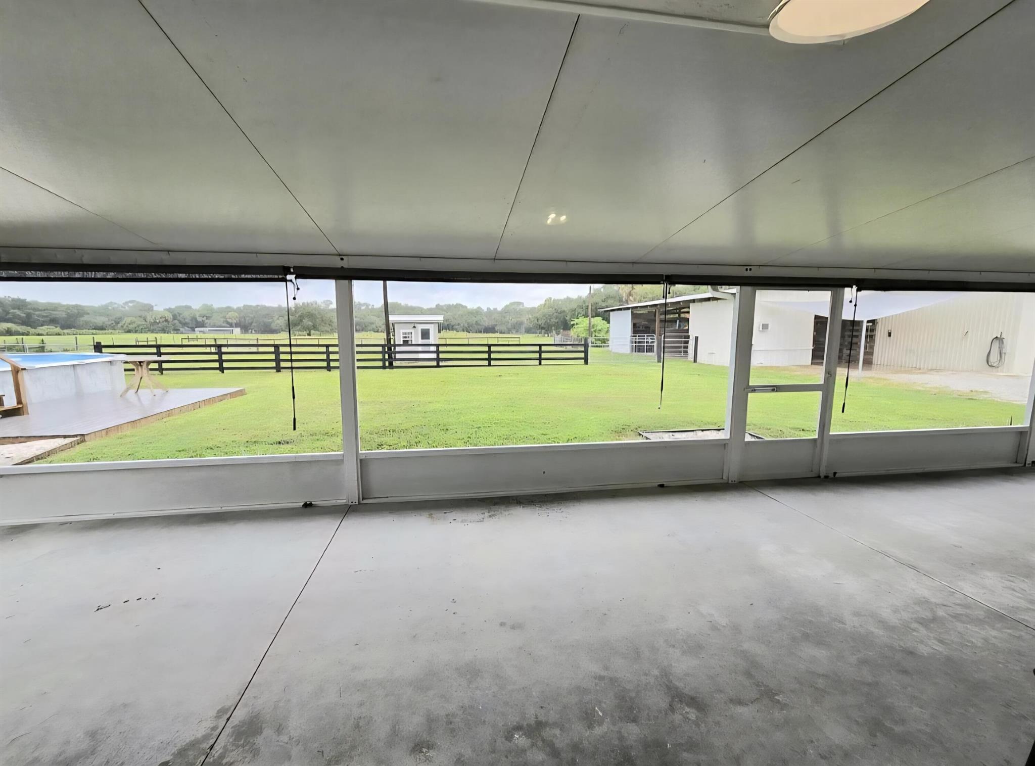 OAK HAMMOCK - Residential