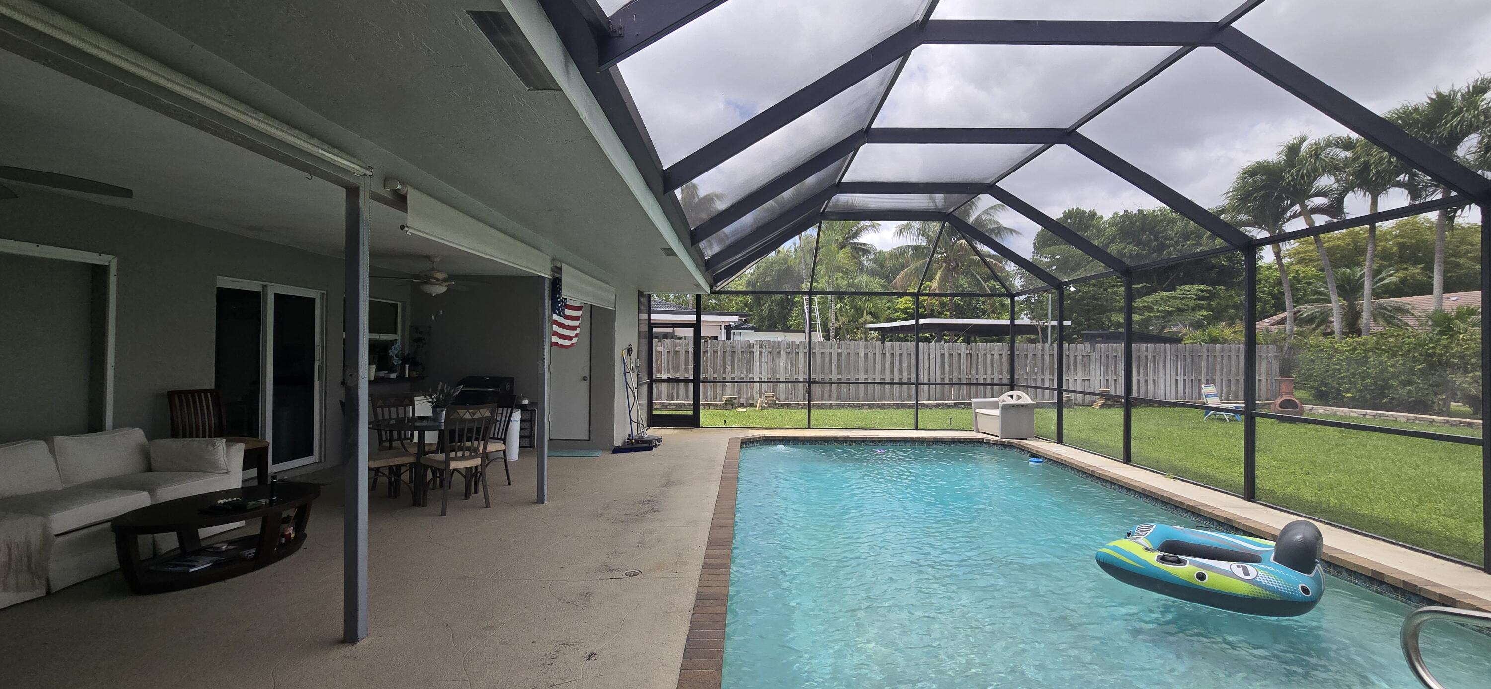 SHADOW WOOD - Residential Lease