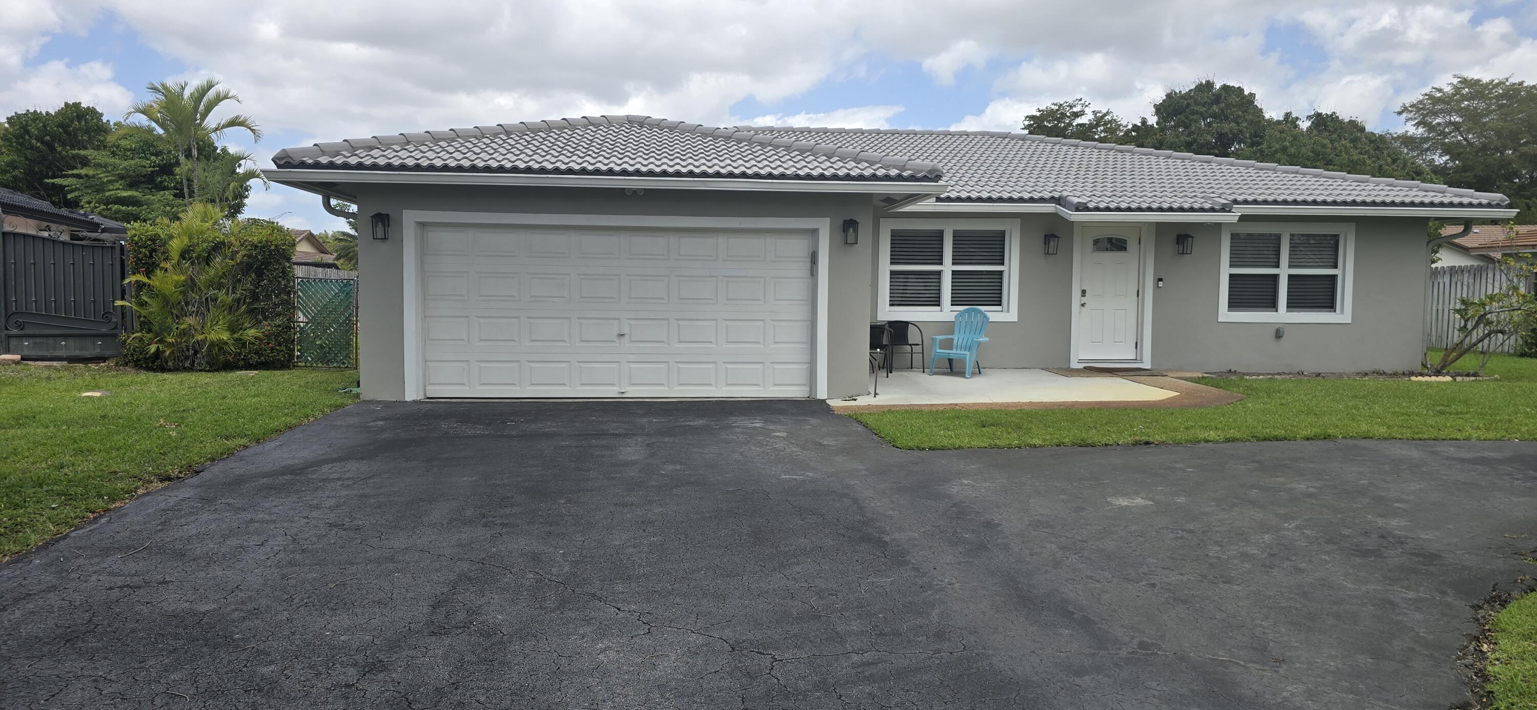 SHADOW WOOD - Residential Lease