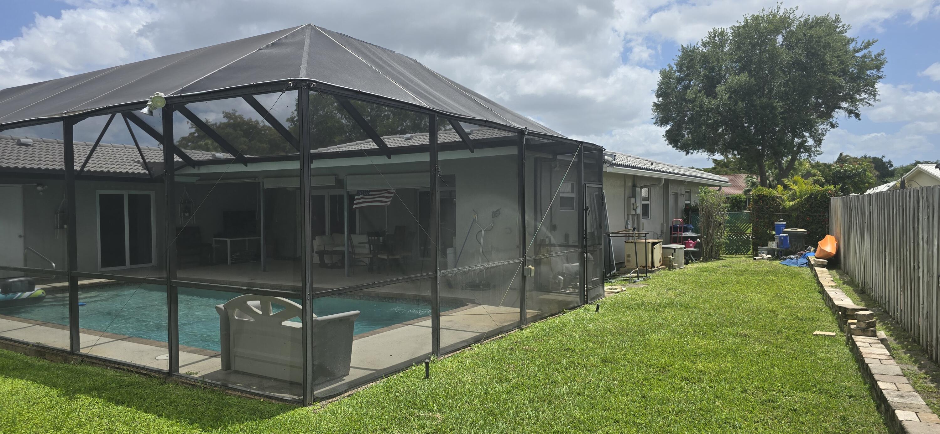 SHADOW WOOD - Residential Lease