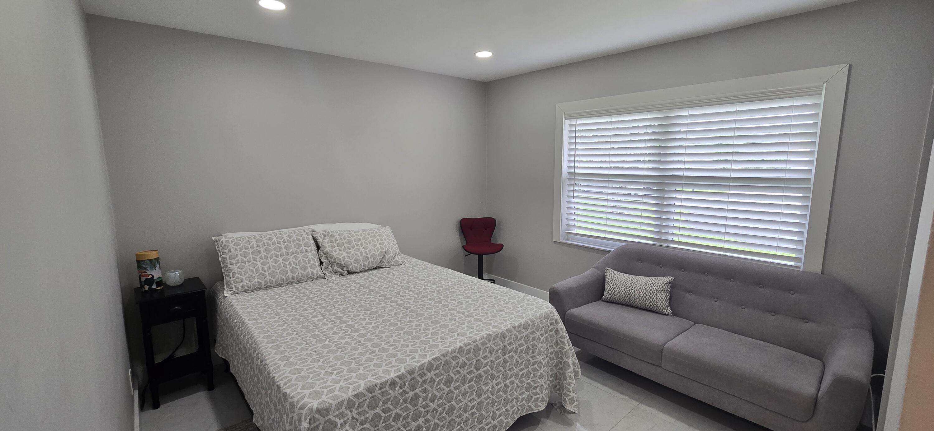 SHADOW WOOD - Residential Lease