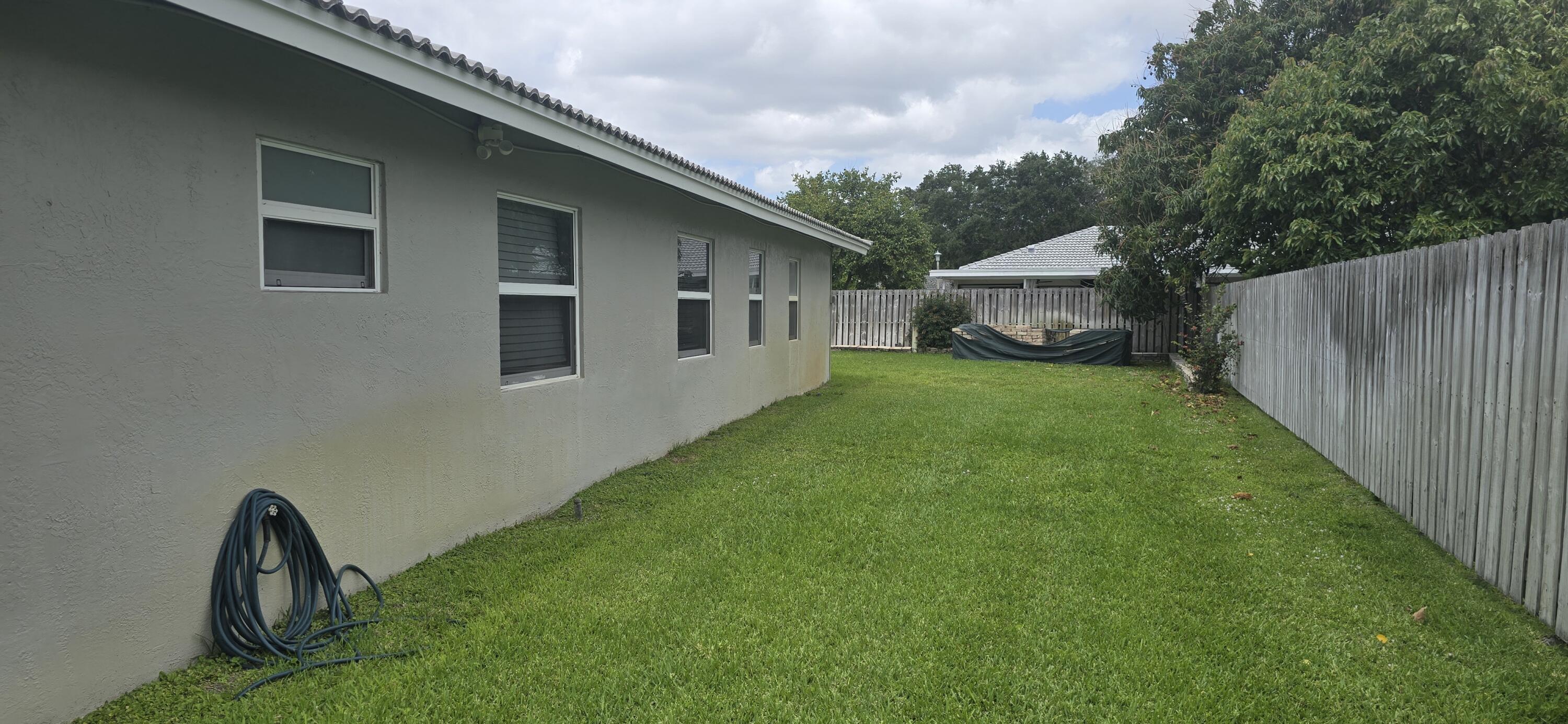 SHADOW WOOD - Residential Lease