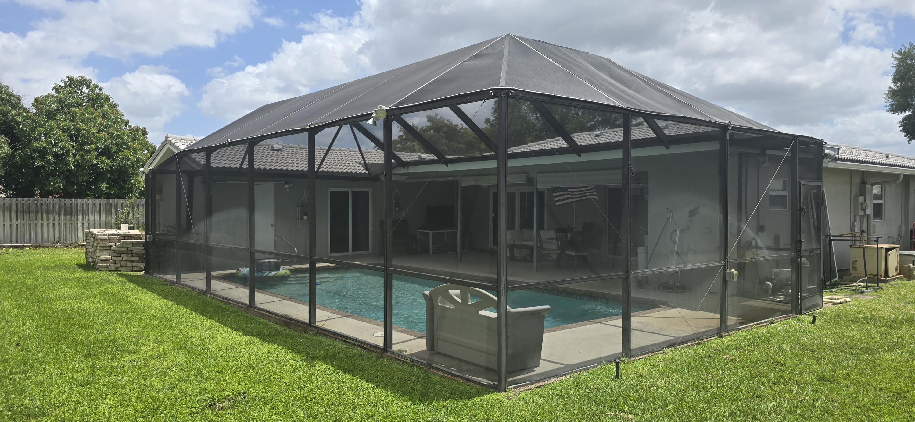 SHADOW WOOD - Residential Lease