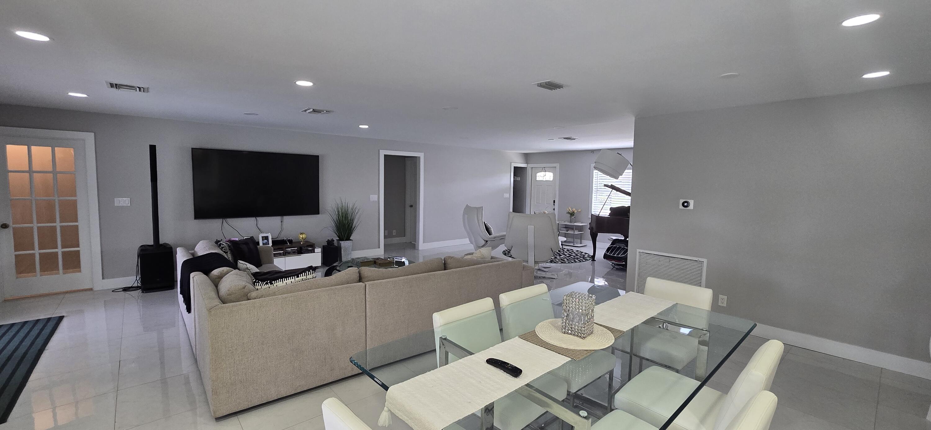 SHADOW WOOD - Residential Lease