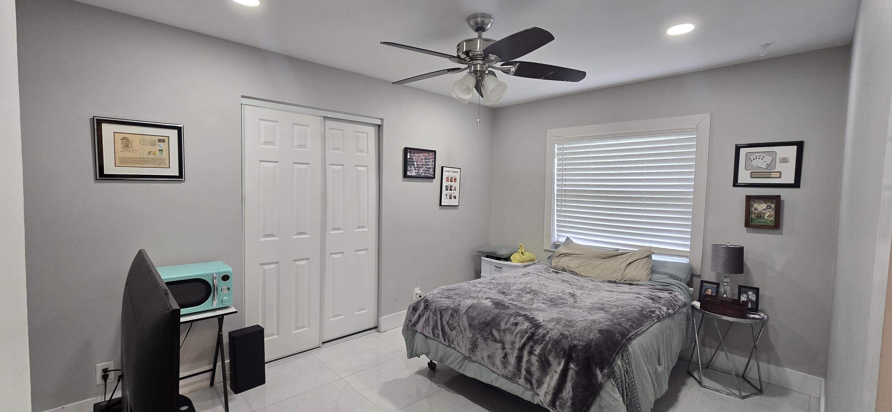 SHADOW WOOD - Residential Lease