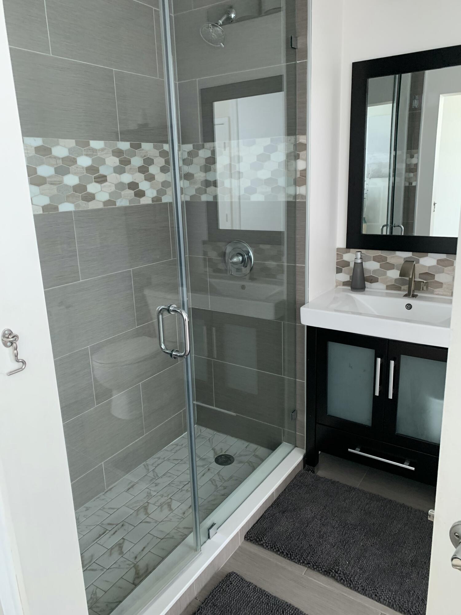 EDGEWATER LOFTS CONDO - Residential