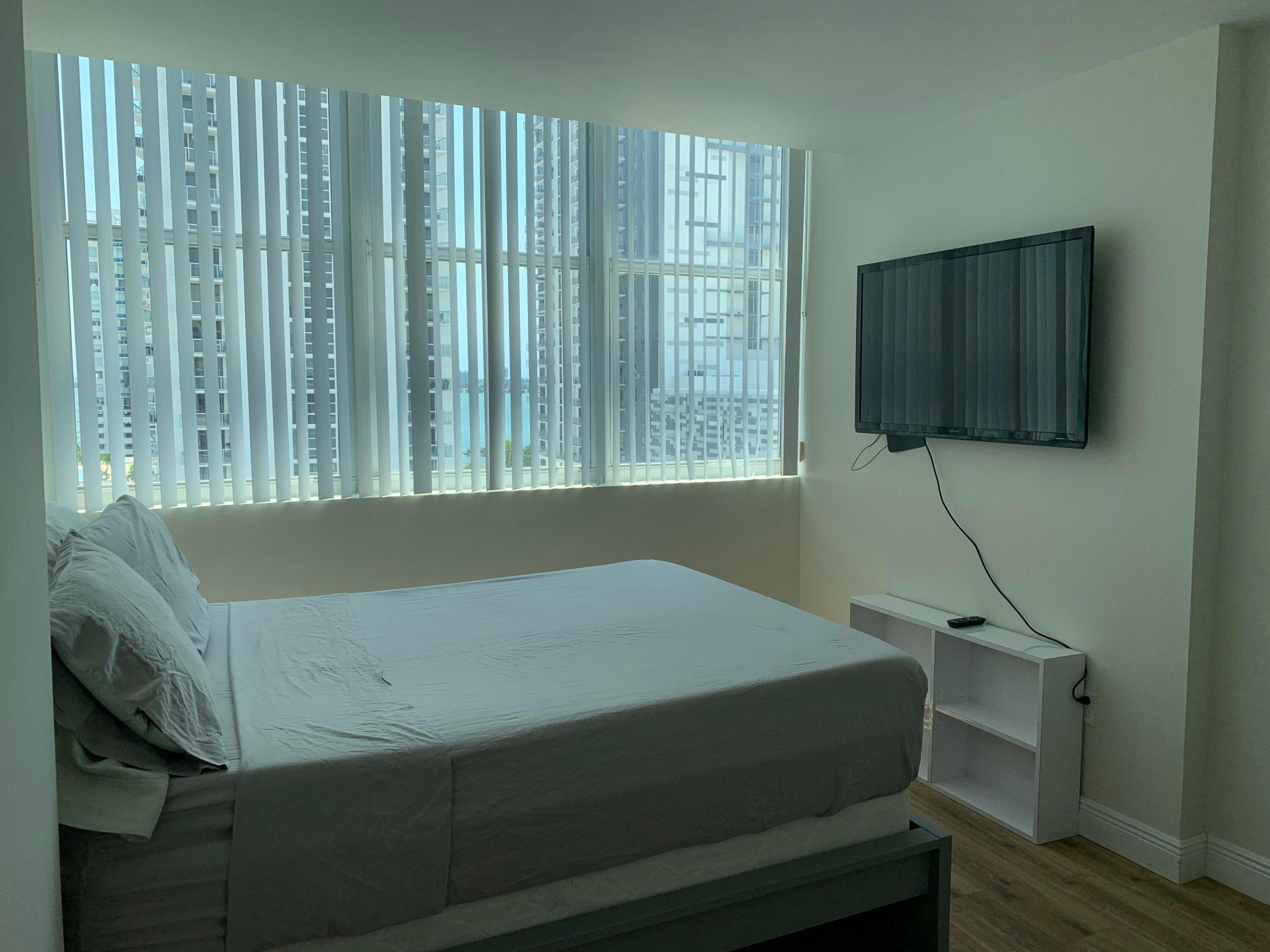 EDGEWATER LOFTS CONDO - Residential