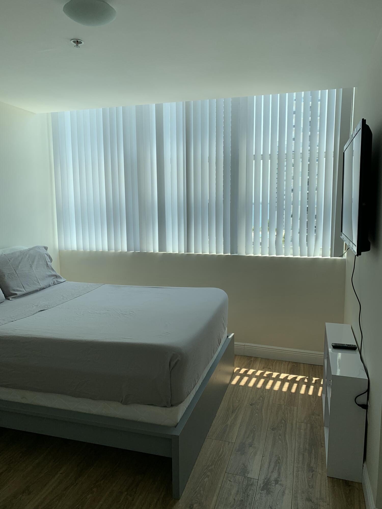 EDGEWATER LOFTS CONDO - Residential