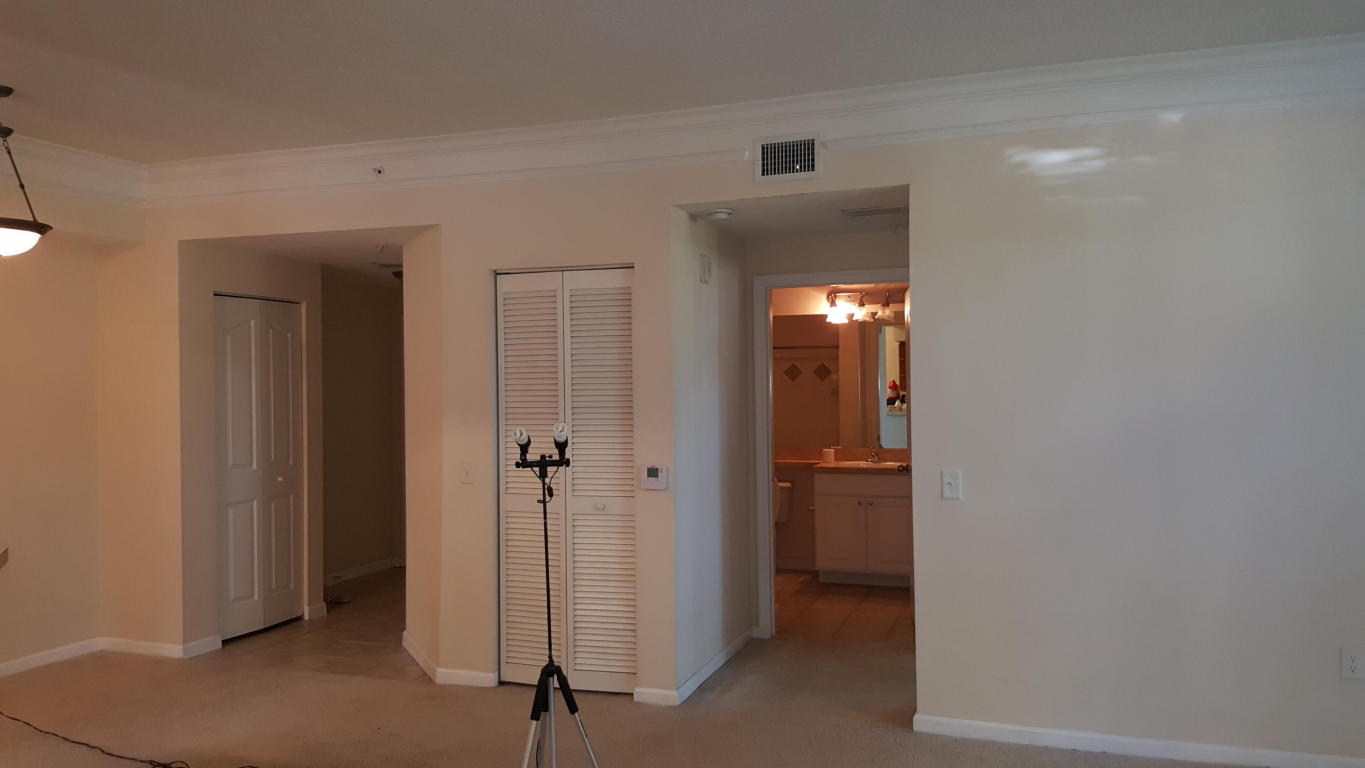 MEZZANO CONDO - Residential Lease