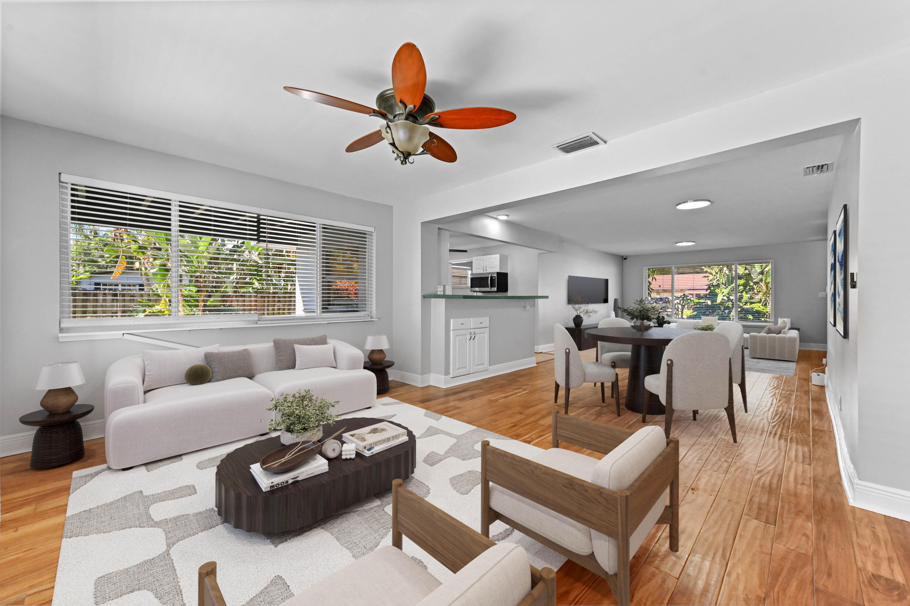 COUNTRY CLUB ESTATES - Residential