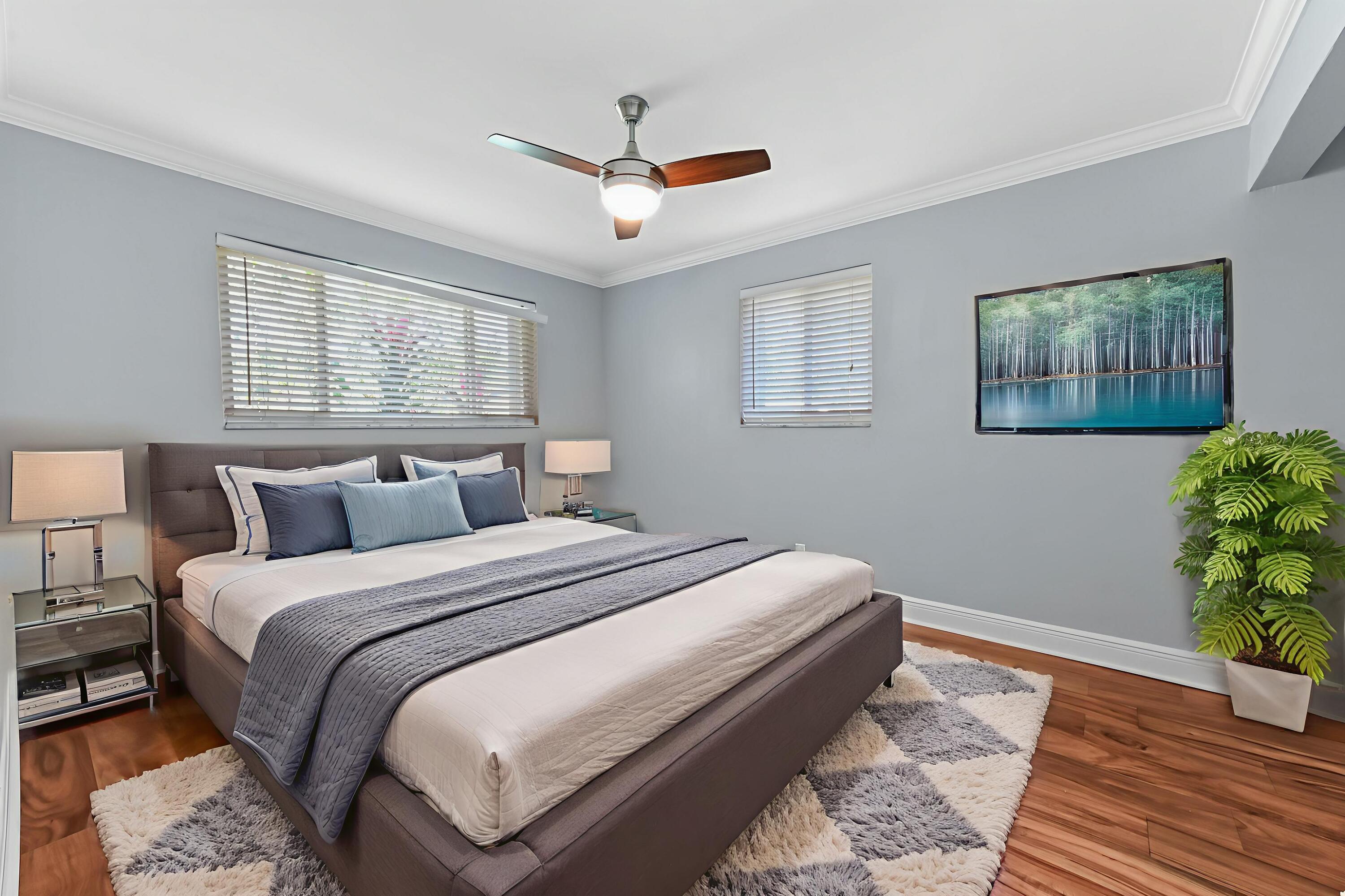 COUNTRY CLUB ESTATES - Residential