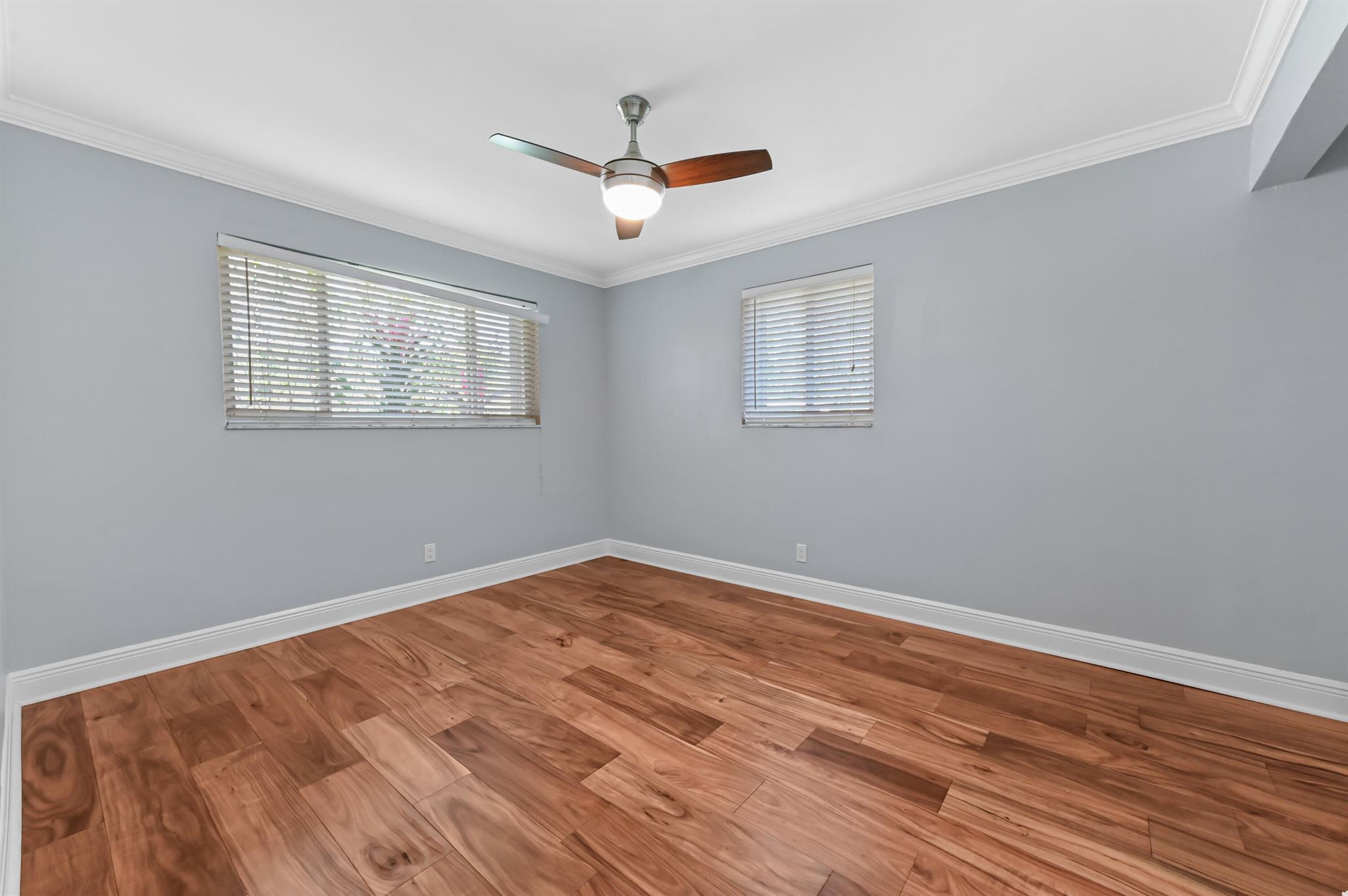 COUNTRY CLUB ESTATES - Residential