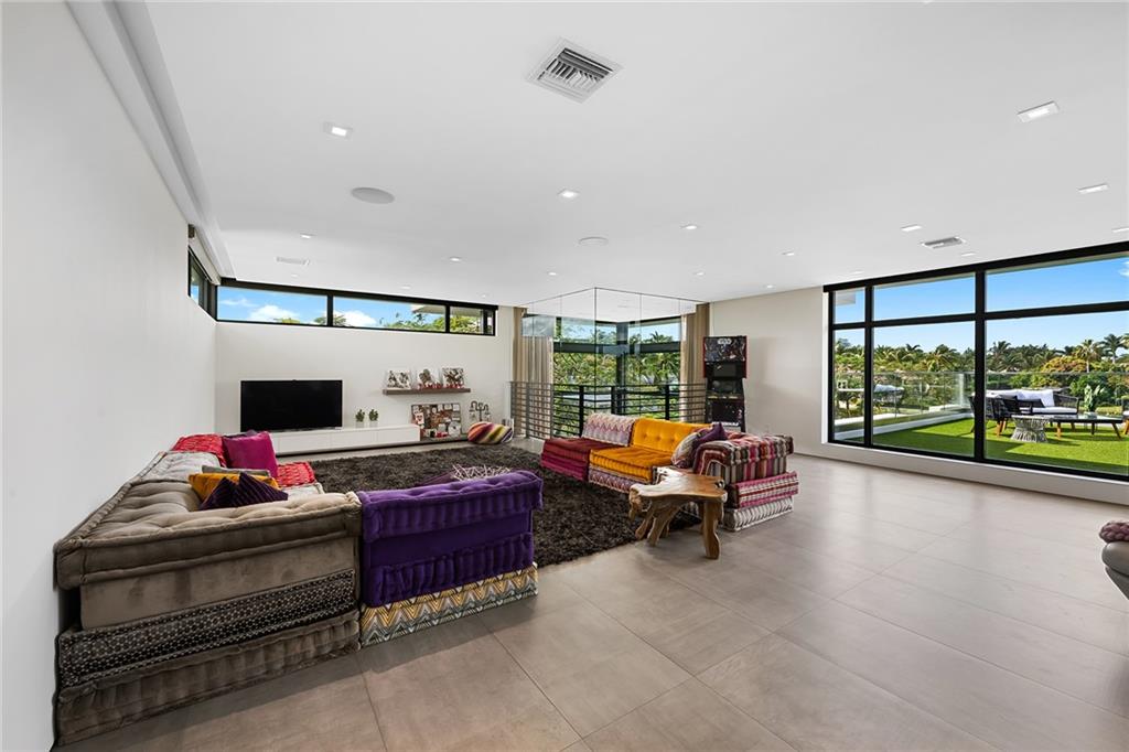 Hawks Landing - Residential