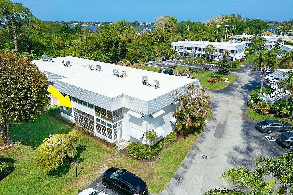 CEDAR POINTE CONDO - Residential