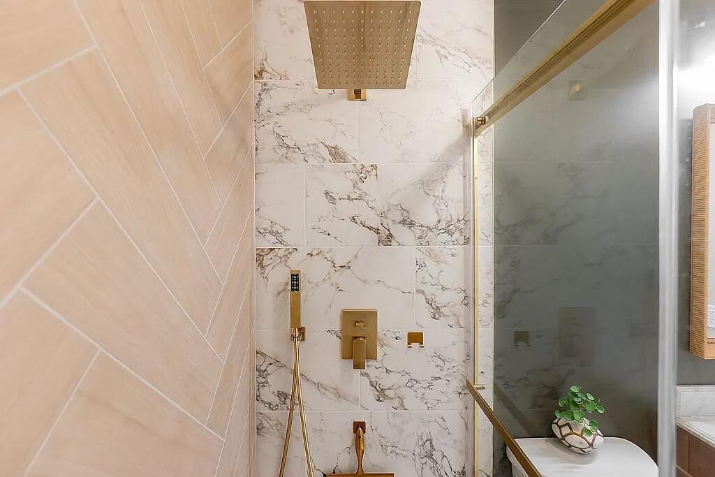 CEDAR POINTE CONDO - Residential