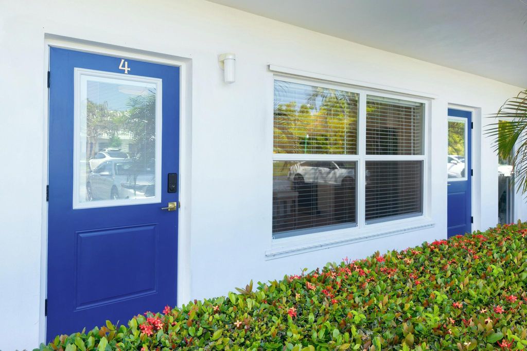 Photo of 2929 SE Ocean Boulevard #E4, Stuart, FL 34996 (MLS # B26015094)