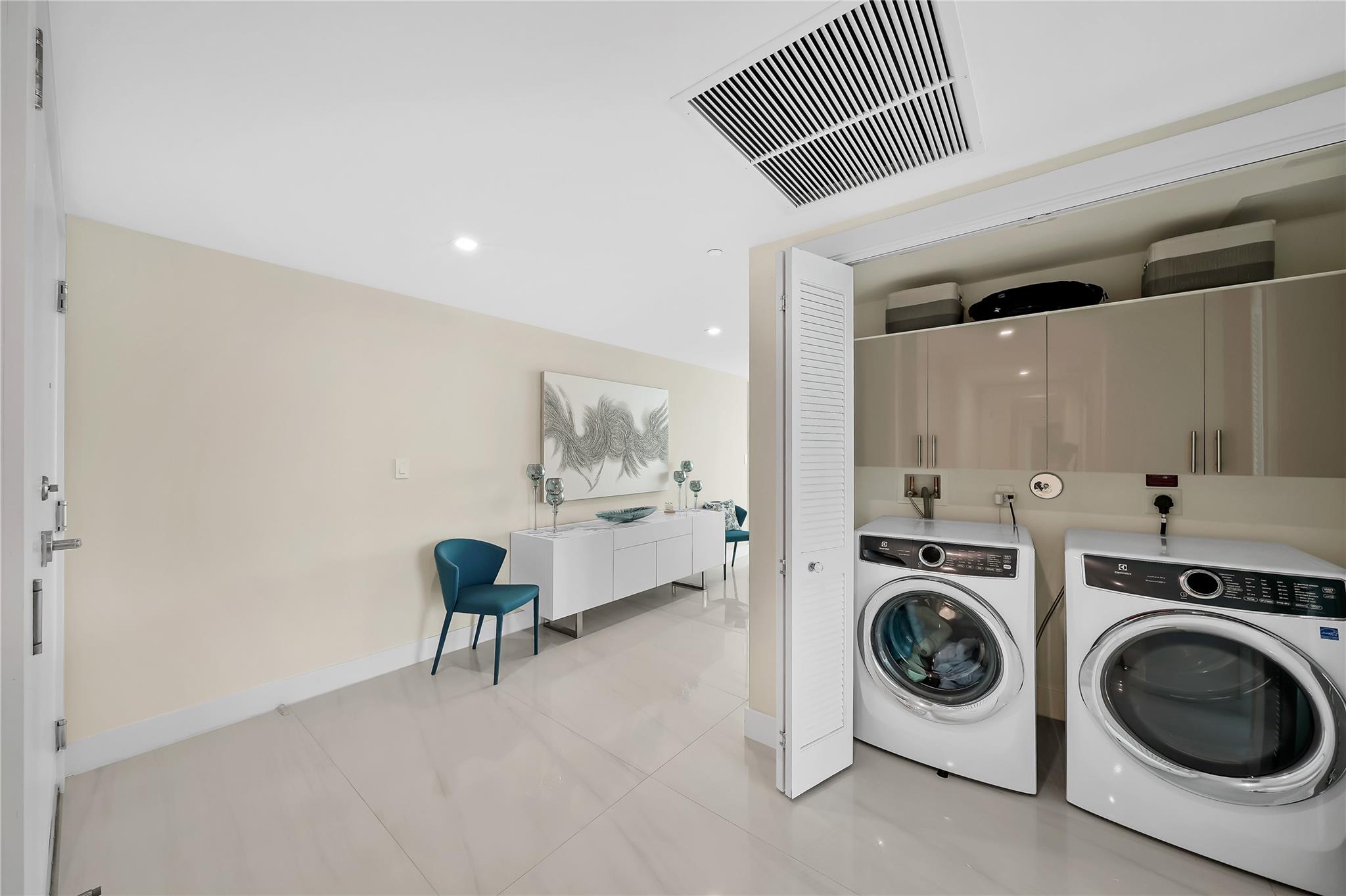 Sabbia Beach - Residential