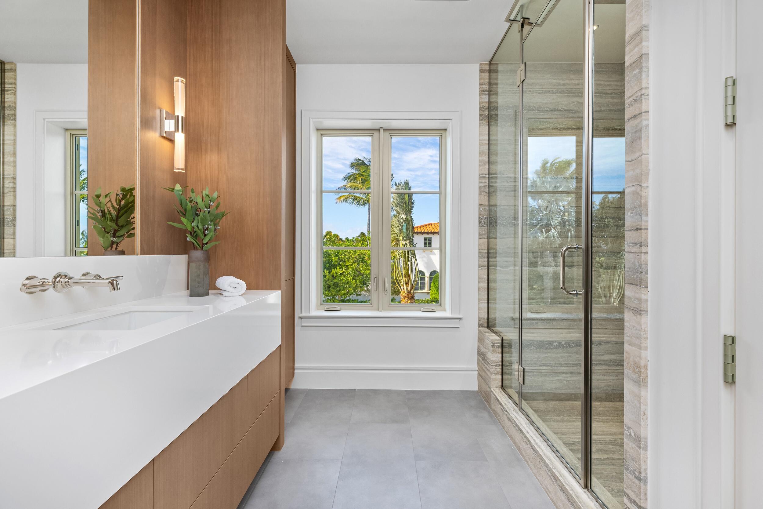 BEACH SHORES - Residential