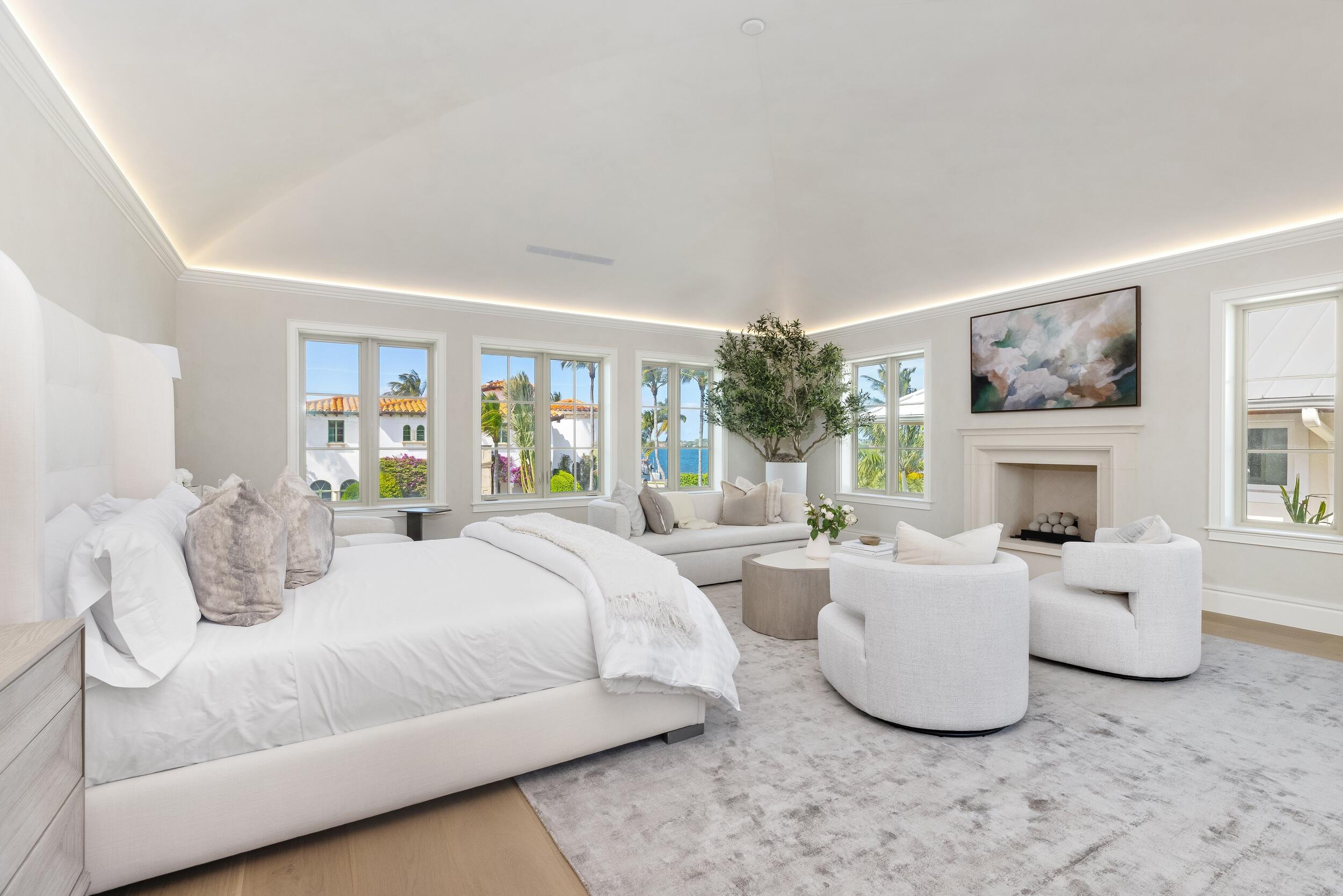 BEACH SHORES - Residential