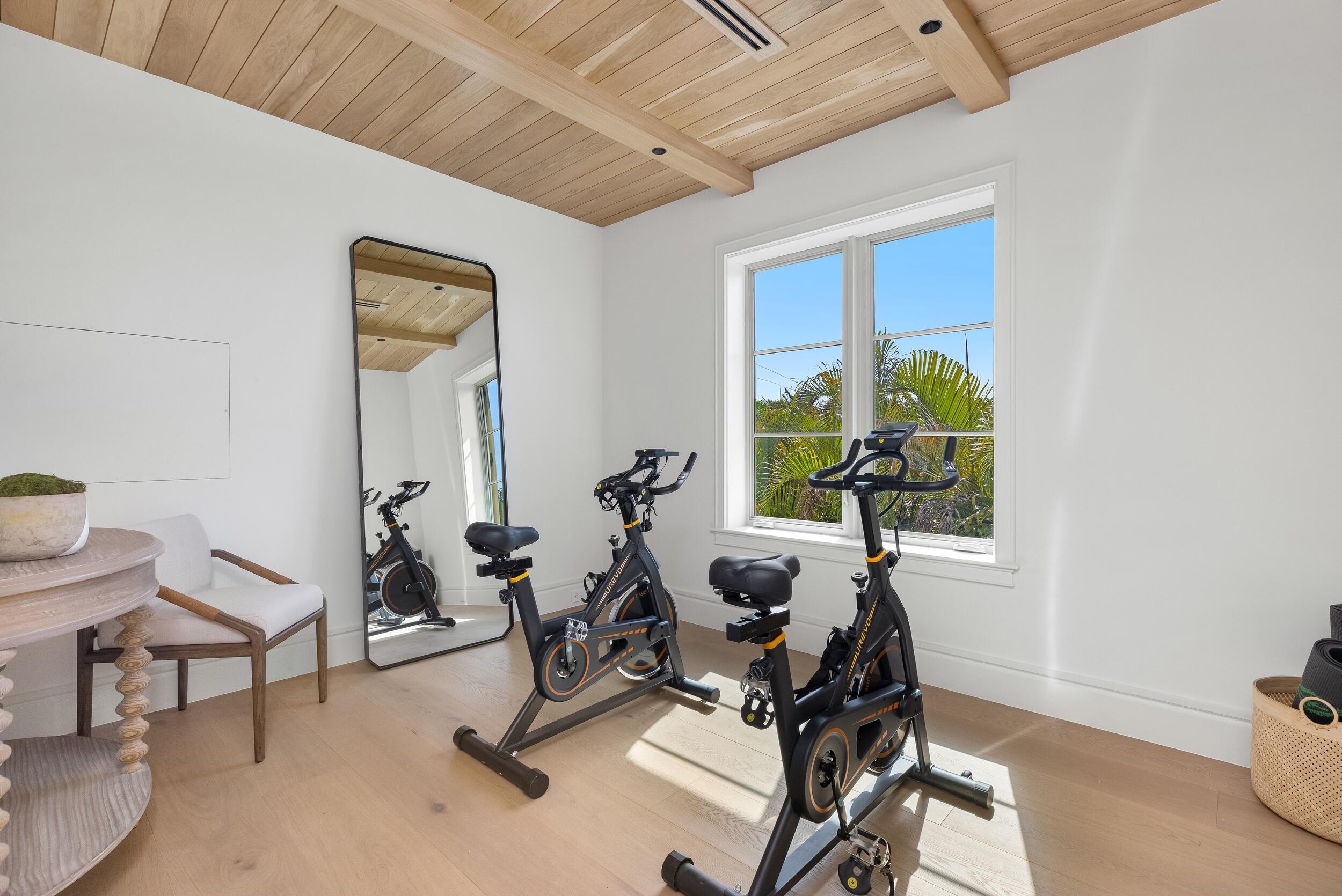 BEACH SHORES - Residential