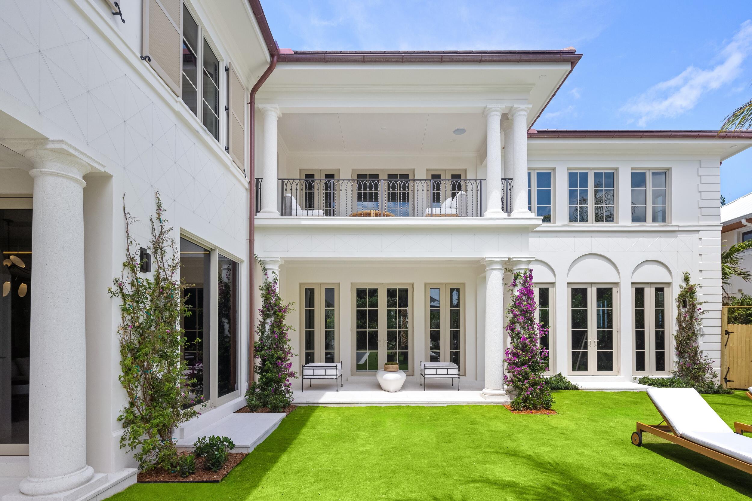 BEACH SHORES - Residential