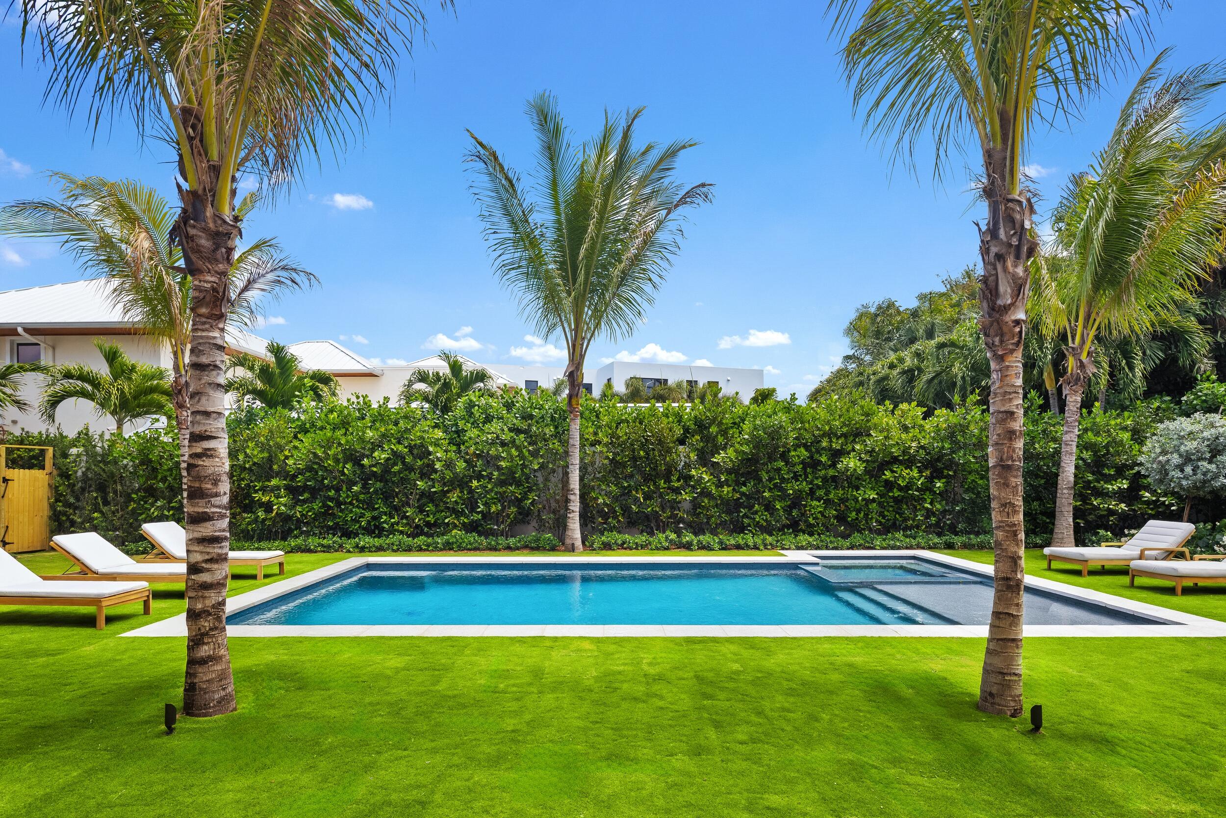 BEACH SHORES - Residential