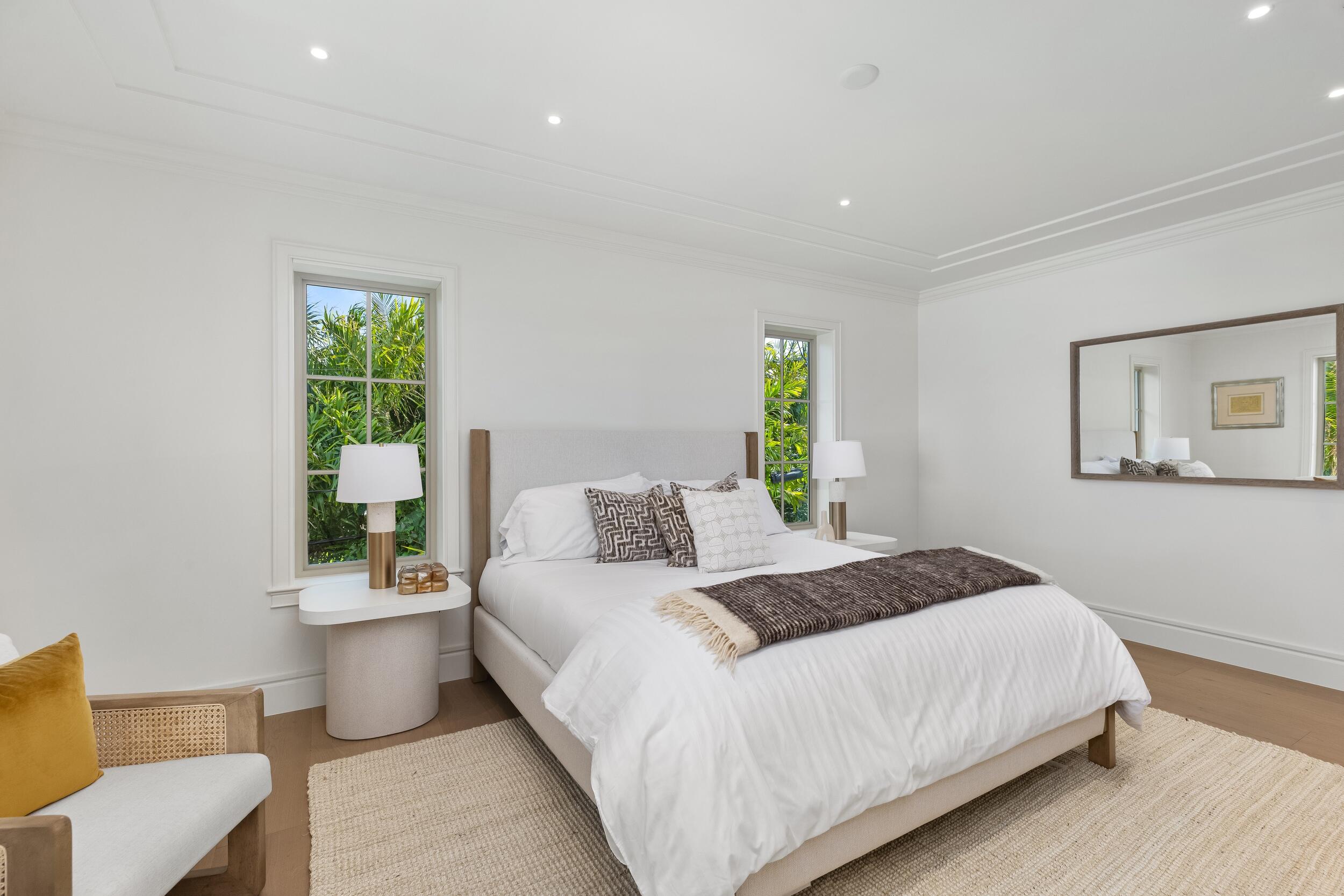 BEACH SHORES - Residential