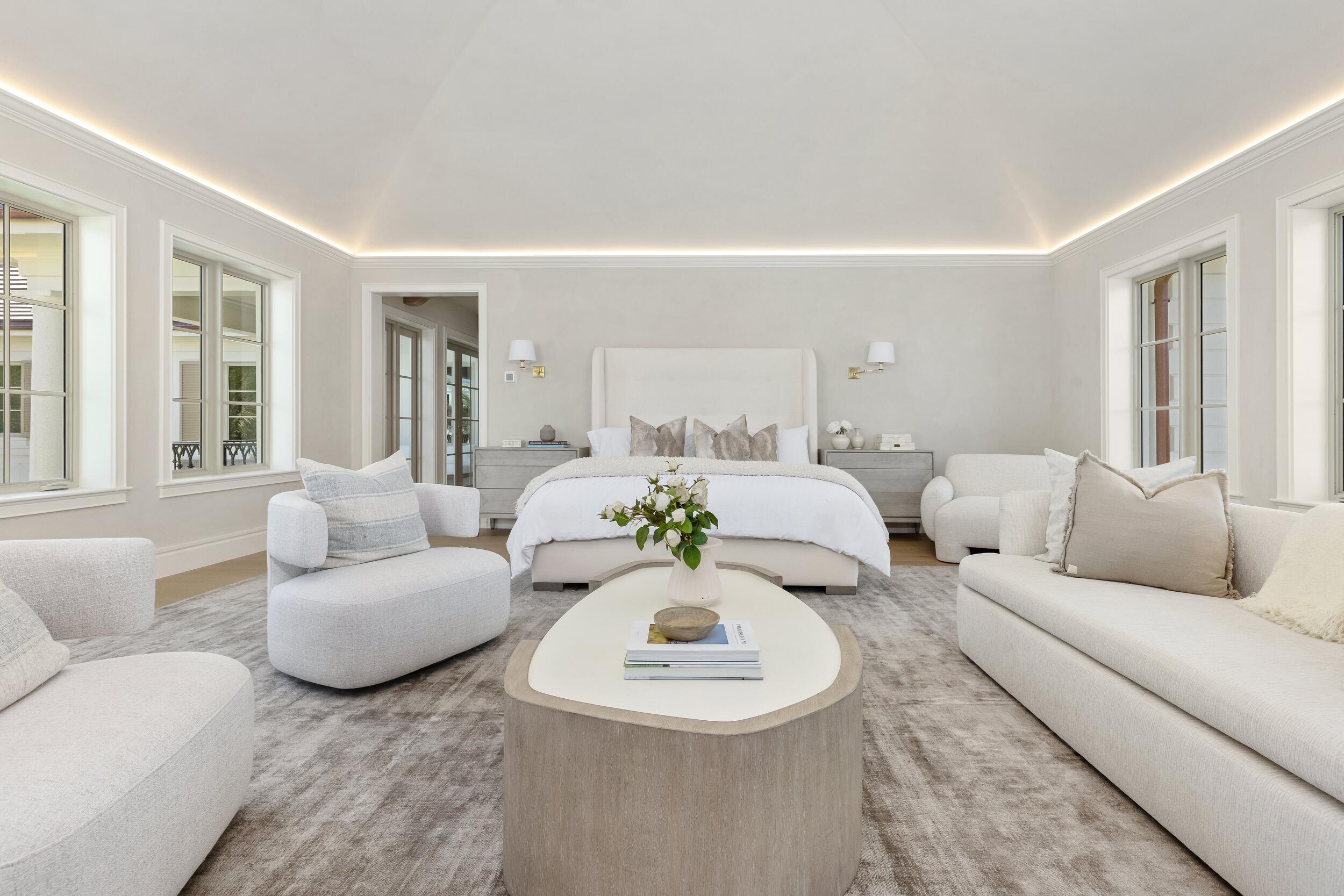 BEACH SHORES - Residential