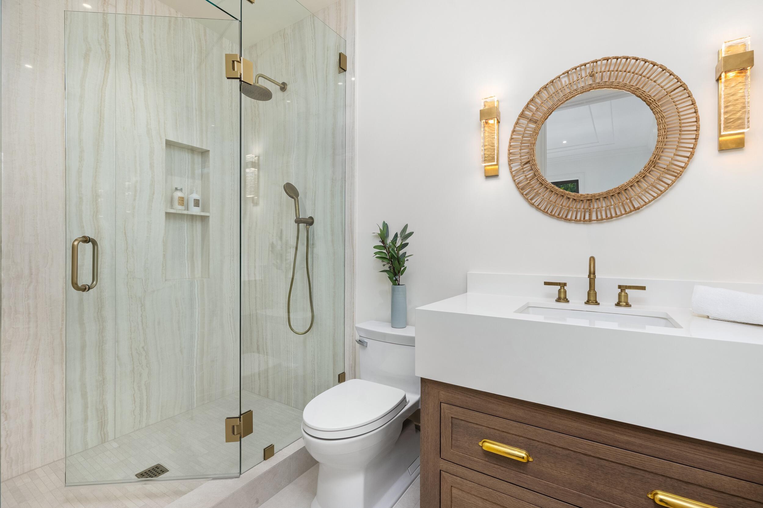 BEACH SHORES - Residential