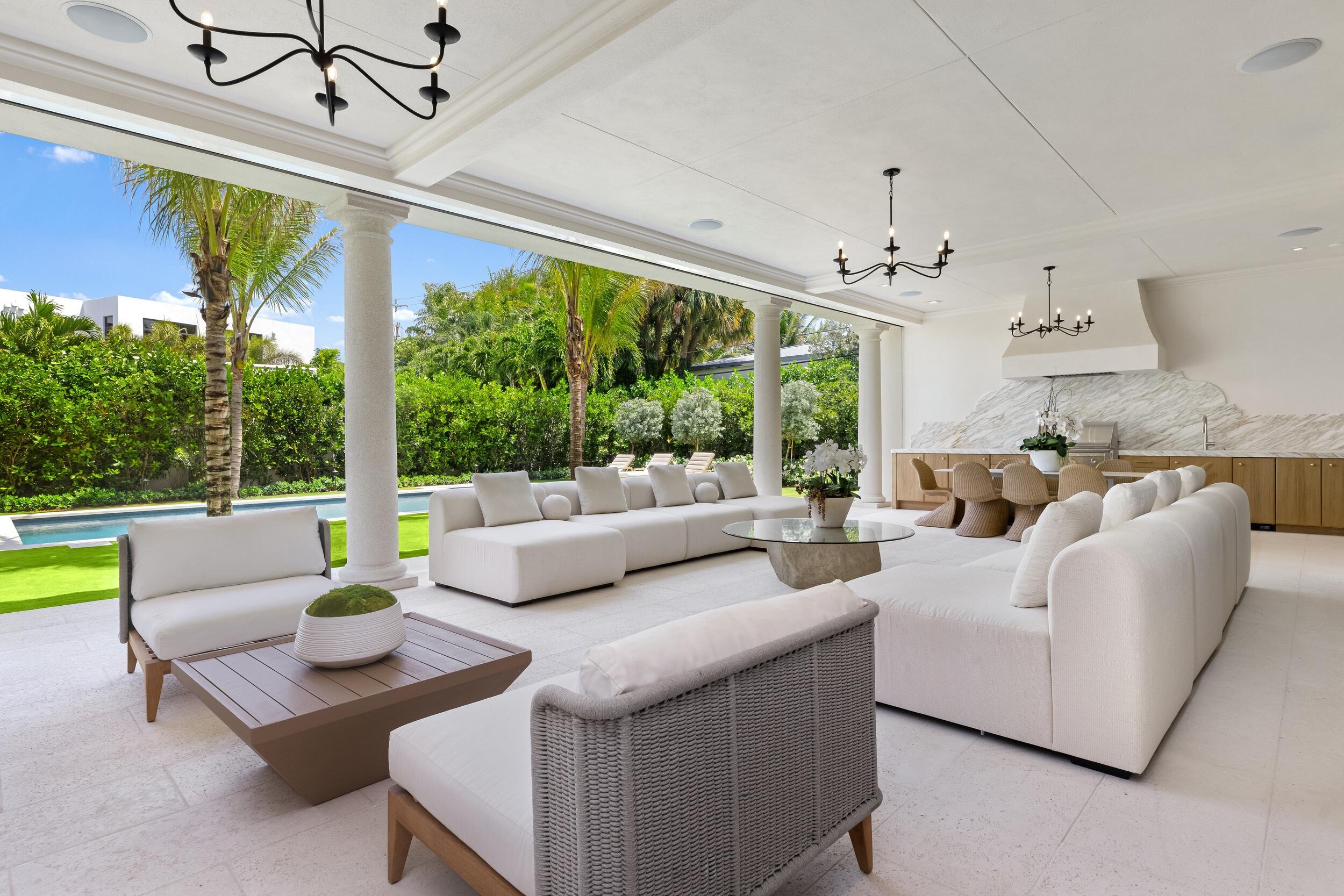 BEACH SHORES - Residential