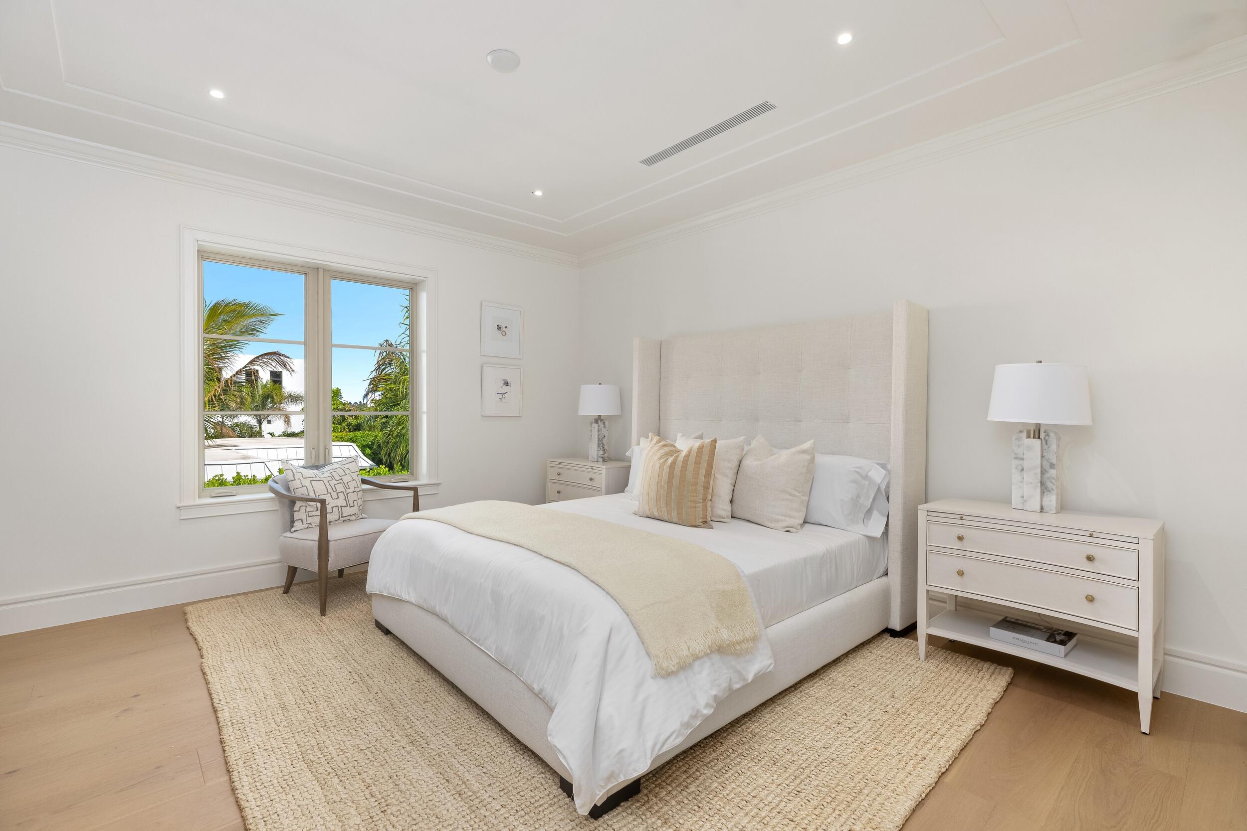 BEACH SHORES - Residential