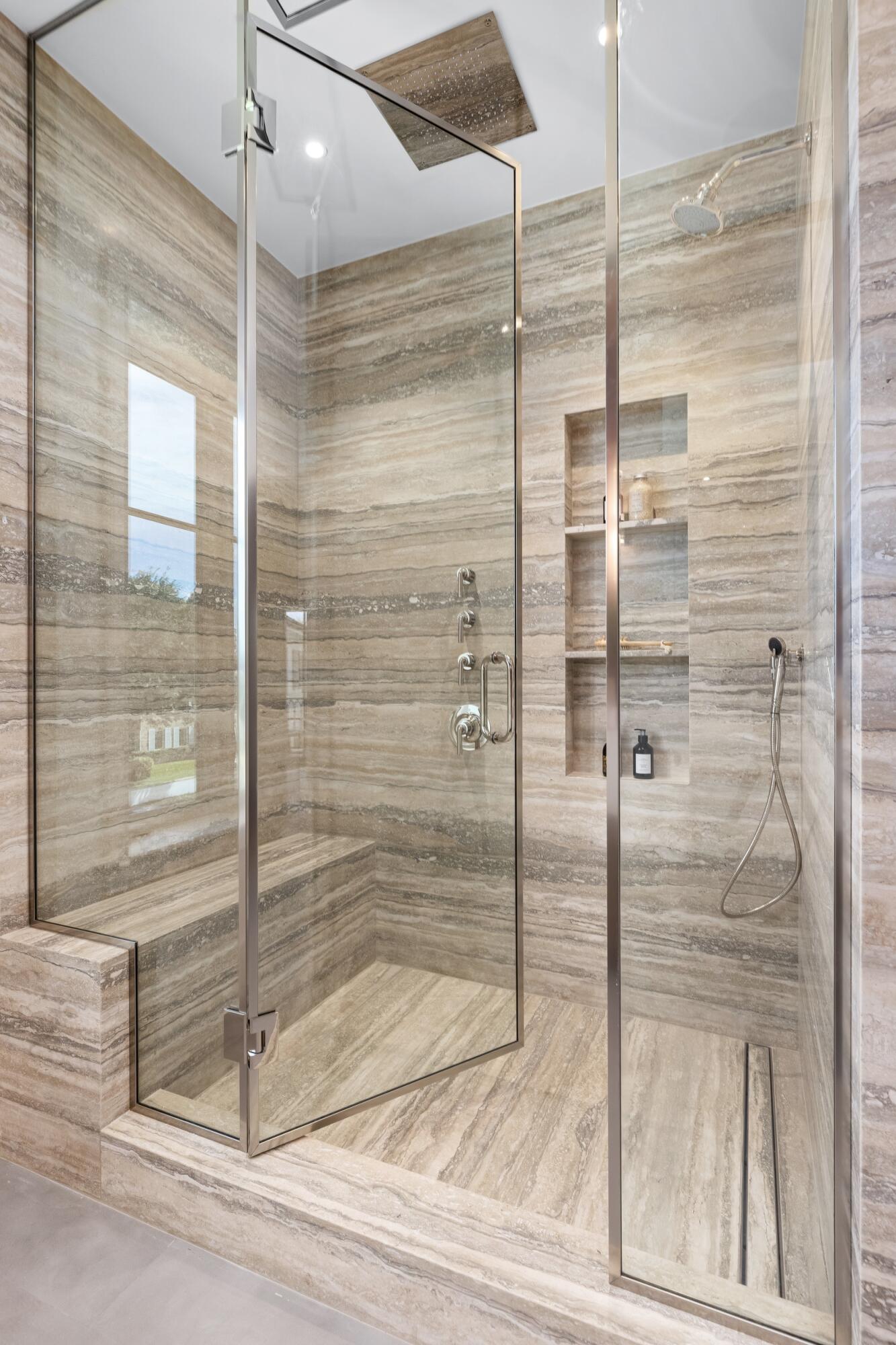 BEACH SHORES - Residential