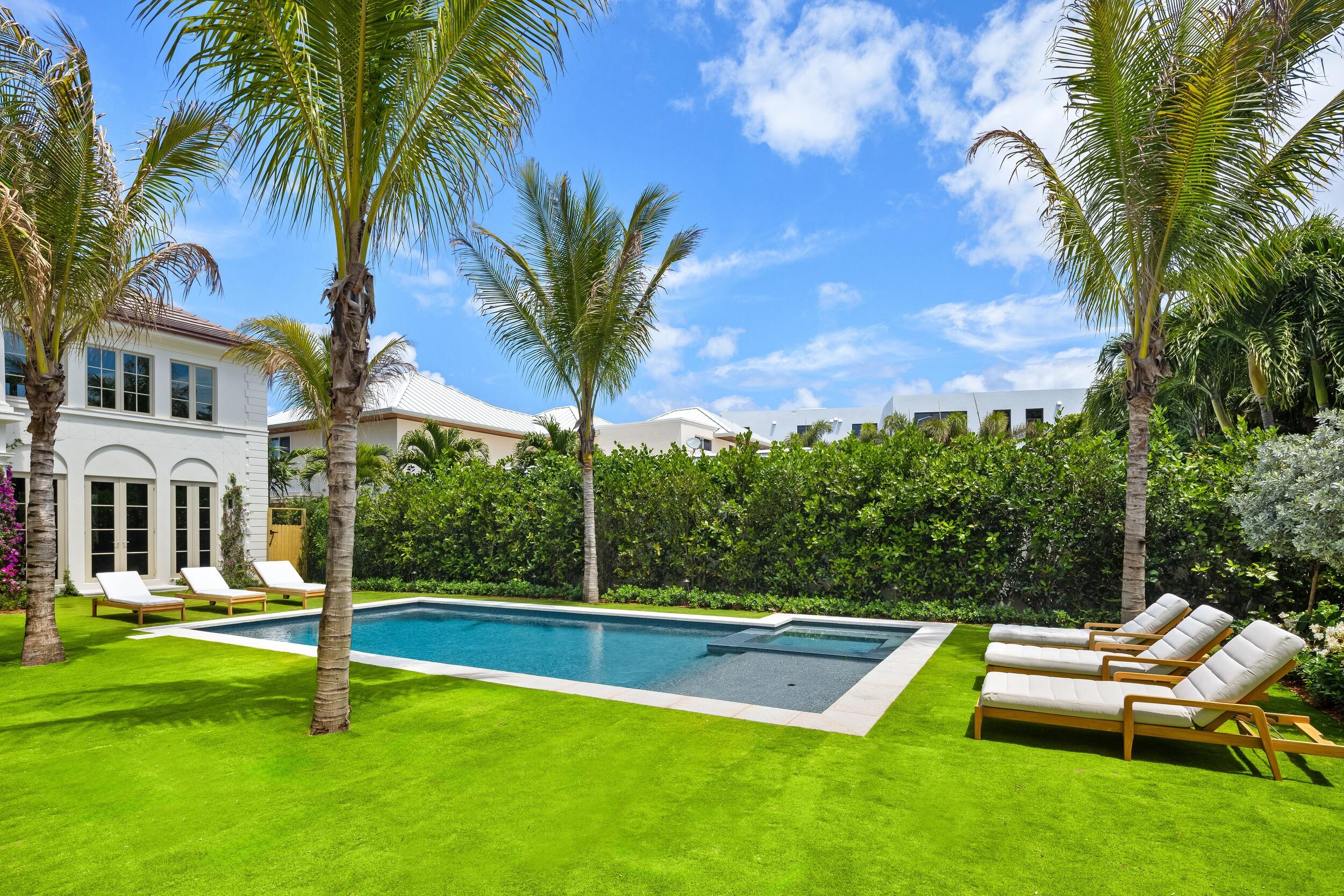 BEACH SHORES - Residential